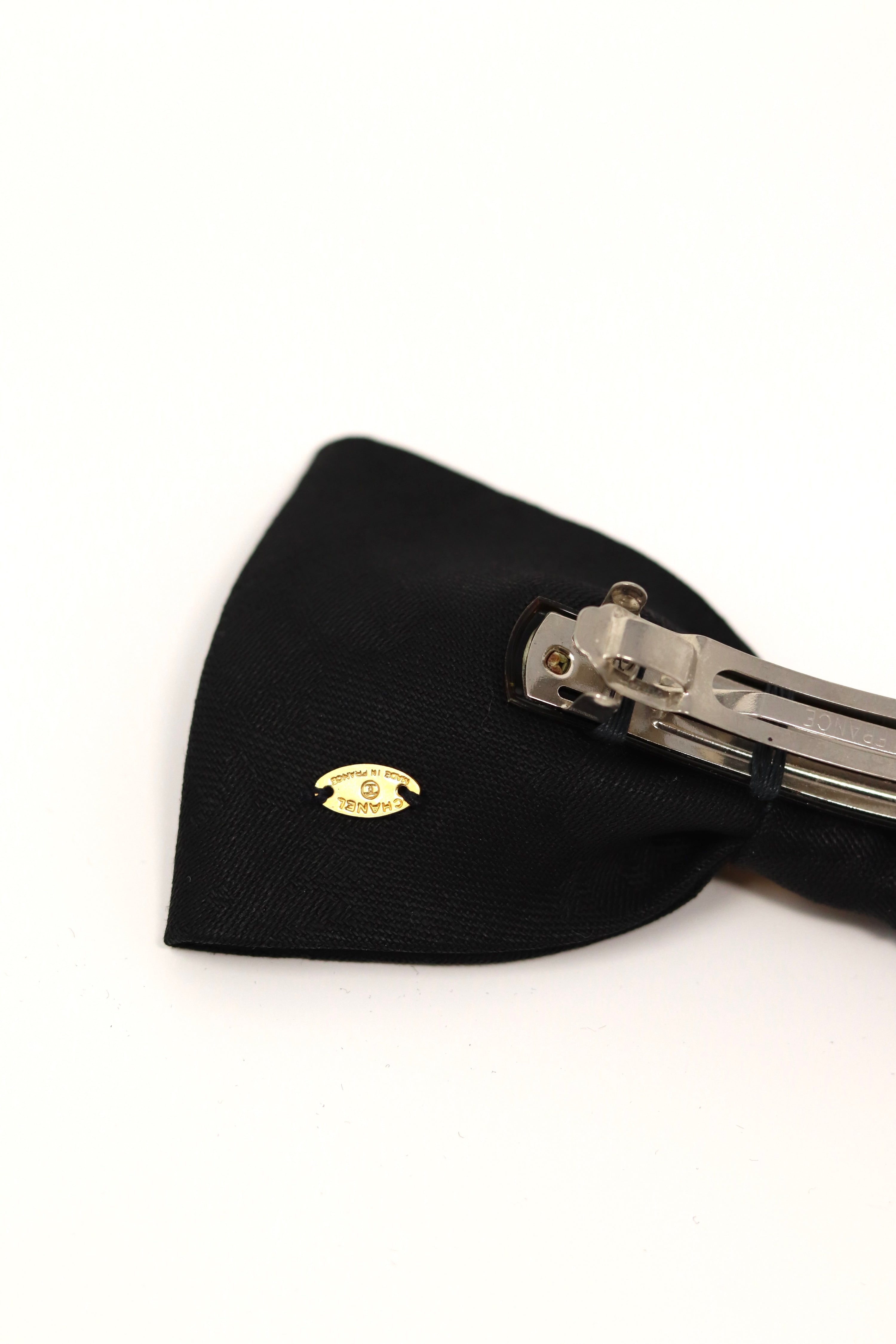 Pre-Owned Chanel 80's/90's Bow Hair Barrette Black