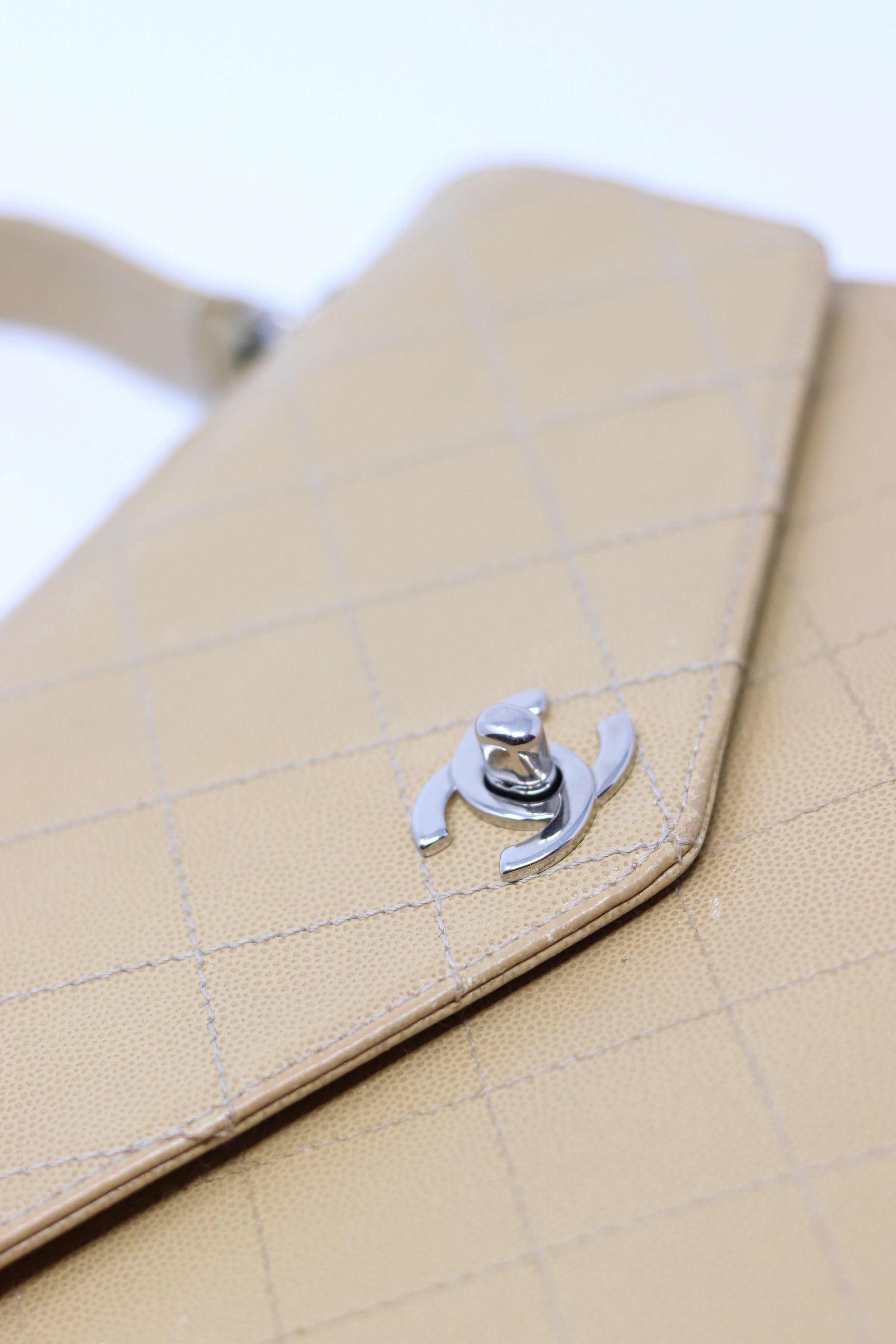 Pre-Owned CHANEL Wild Stitch Kelly Hand Bag Caviar Beige