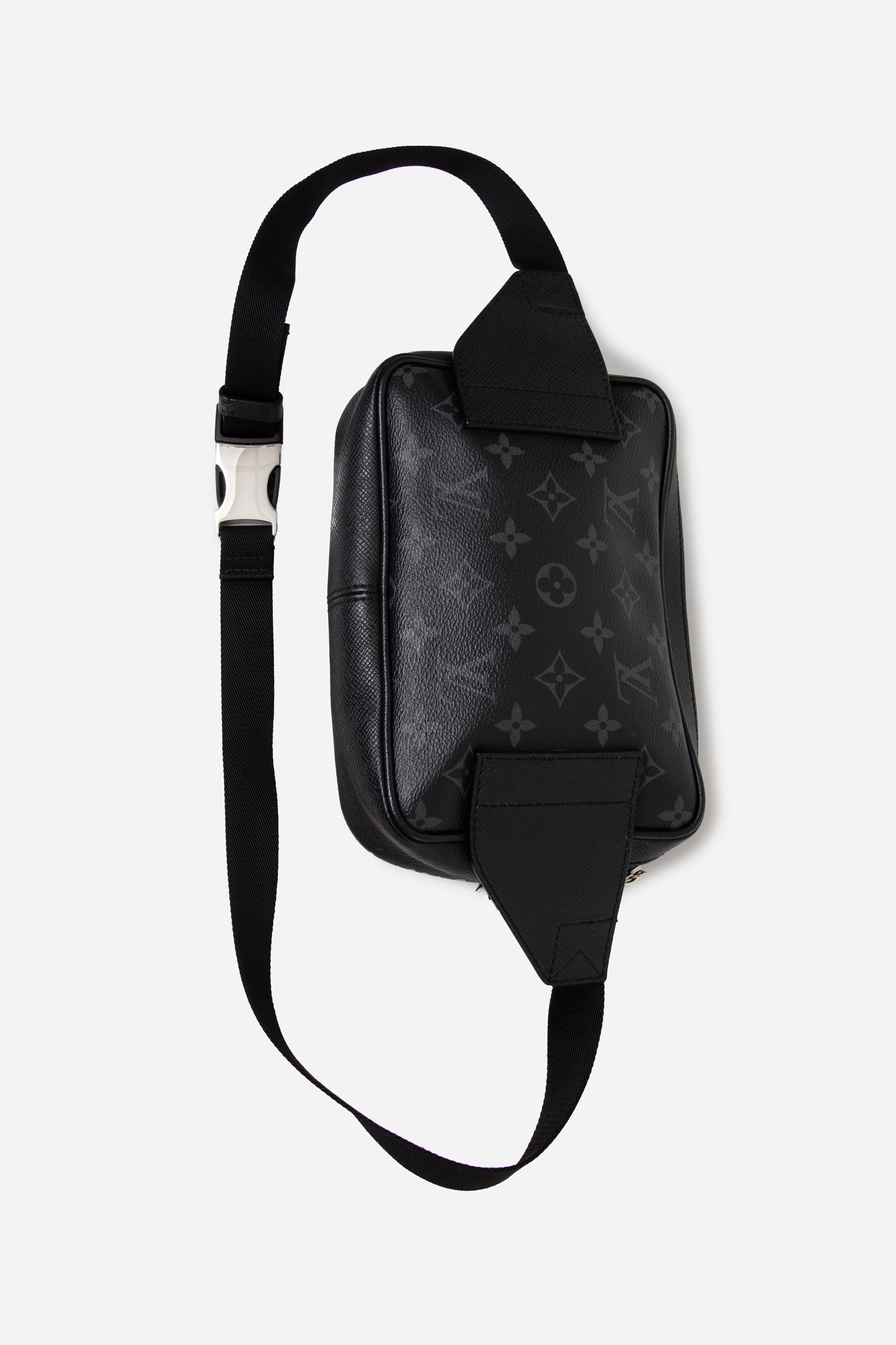 Louis Vuitton 2019 Taiga Monogram Outdoor Bumbag Black