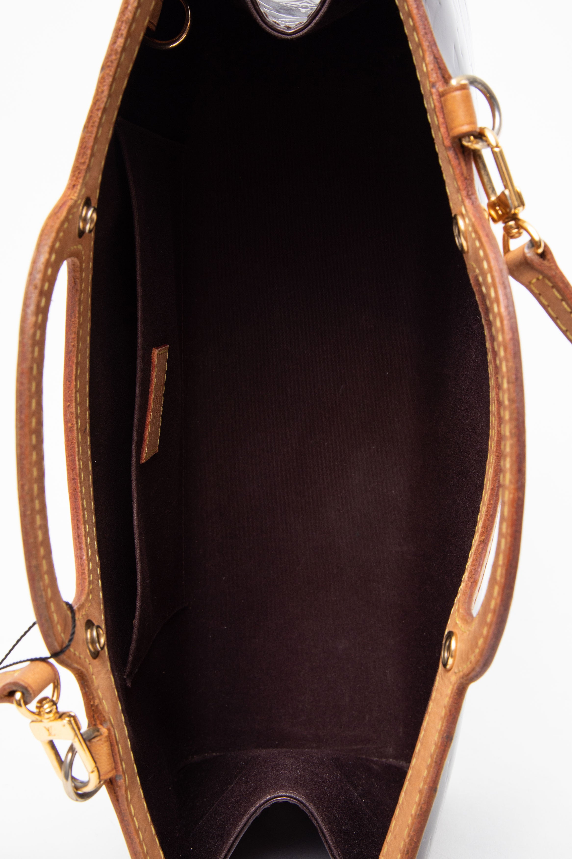 Louis Vuitton 2010 Monogram Vernis Roxbury Drive Amarante With Strap