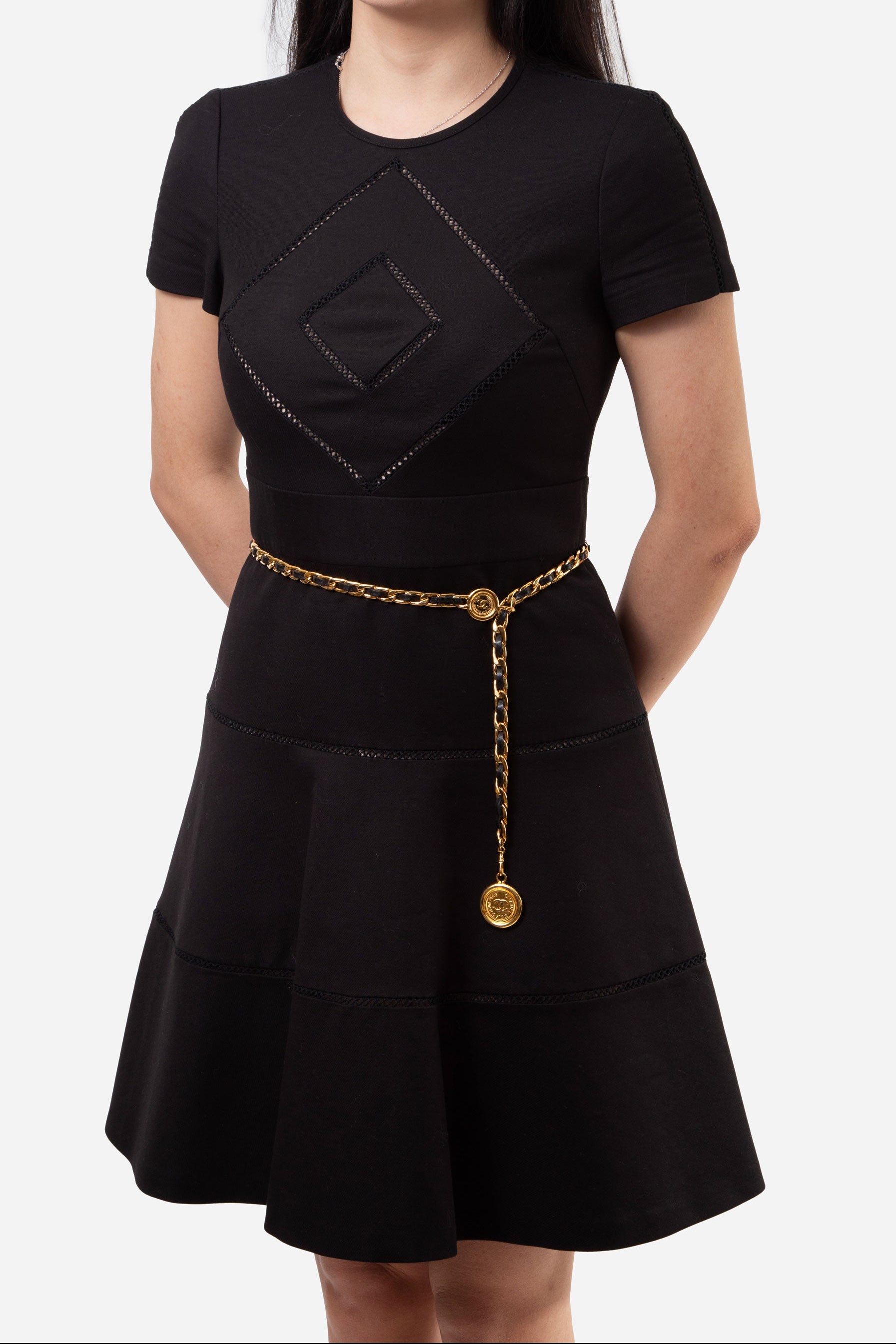 Pre-Owned Chanel Leather Chain Belt