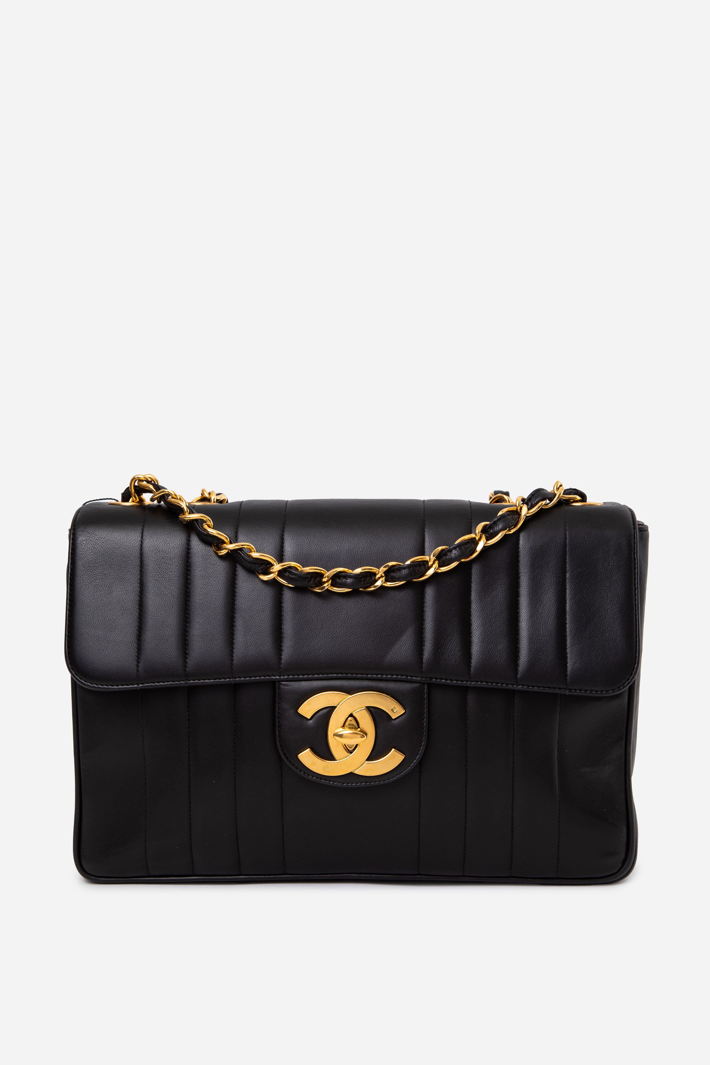 Pre-Owned Chanel 1994-1996 Black Lambskin Vertical Jumbo Flap Bag