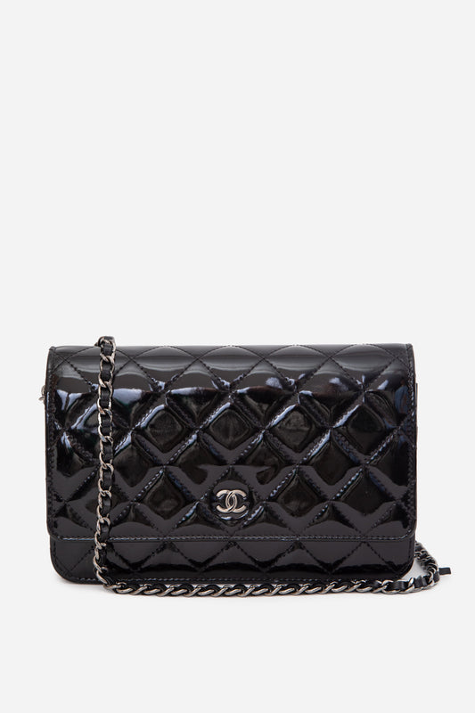Pre-Owned Chanel 2014 Black Patent Wallet on Chain