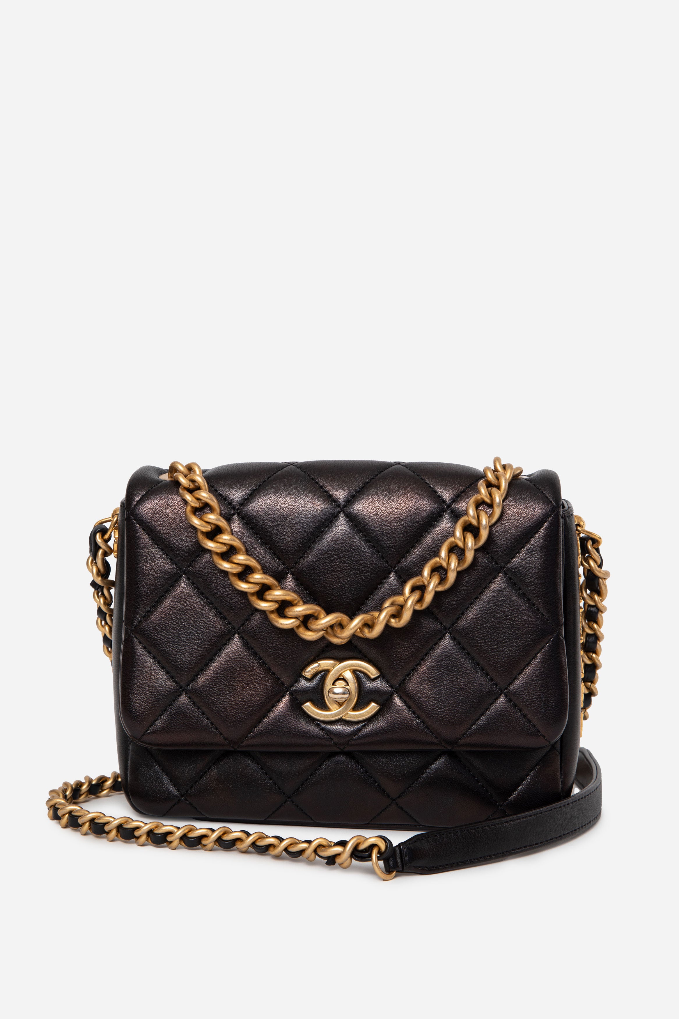 Pre-Owned Chanel Black Lambskin Chunky Chain Mini Flap Bag