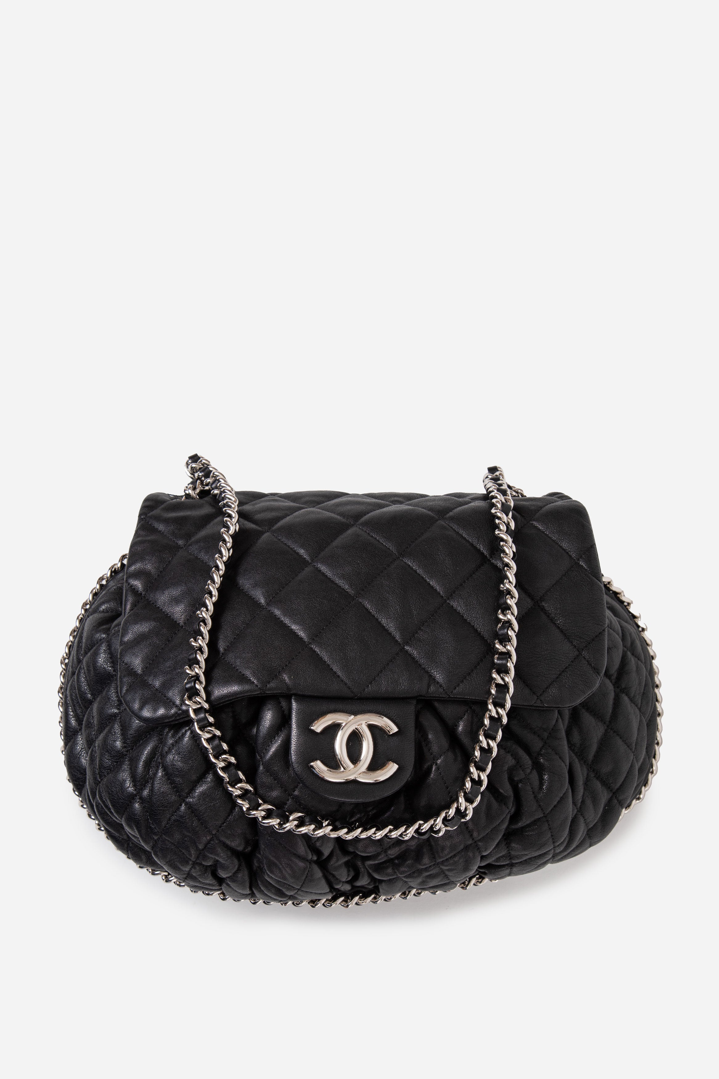 Pre-Owned Chanel 2011-2012 Black Washed Lambskin Quilted Large Chain Around Bag