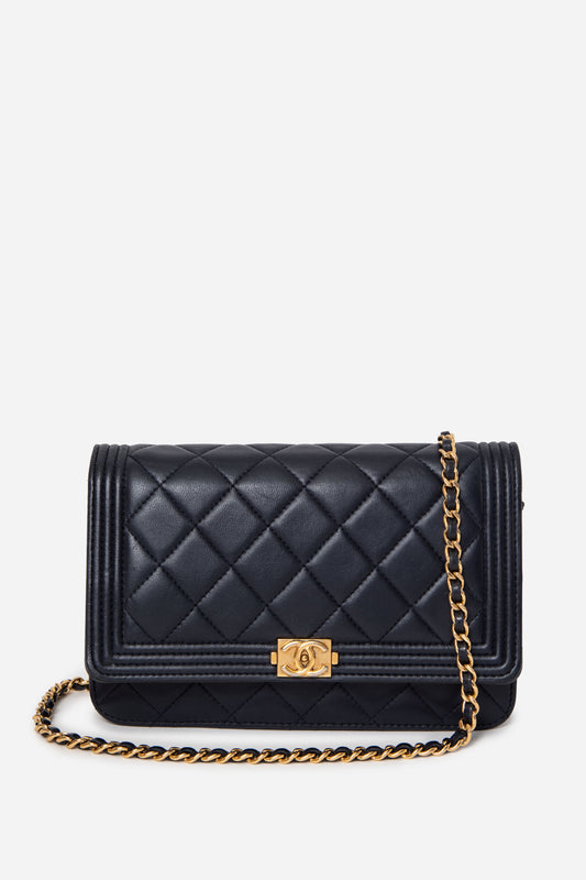 Pre-owned Chanel Navy Lambskin Boy Wallet On Chain - Refurblished