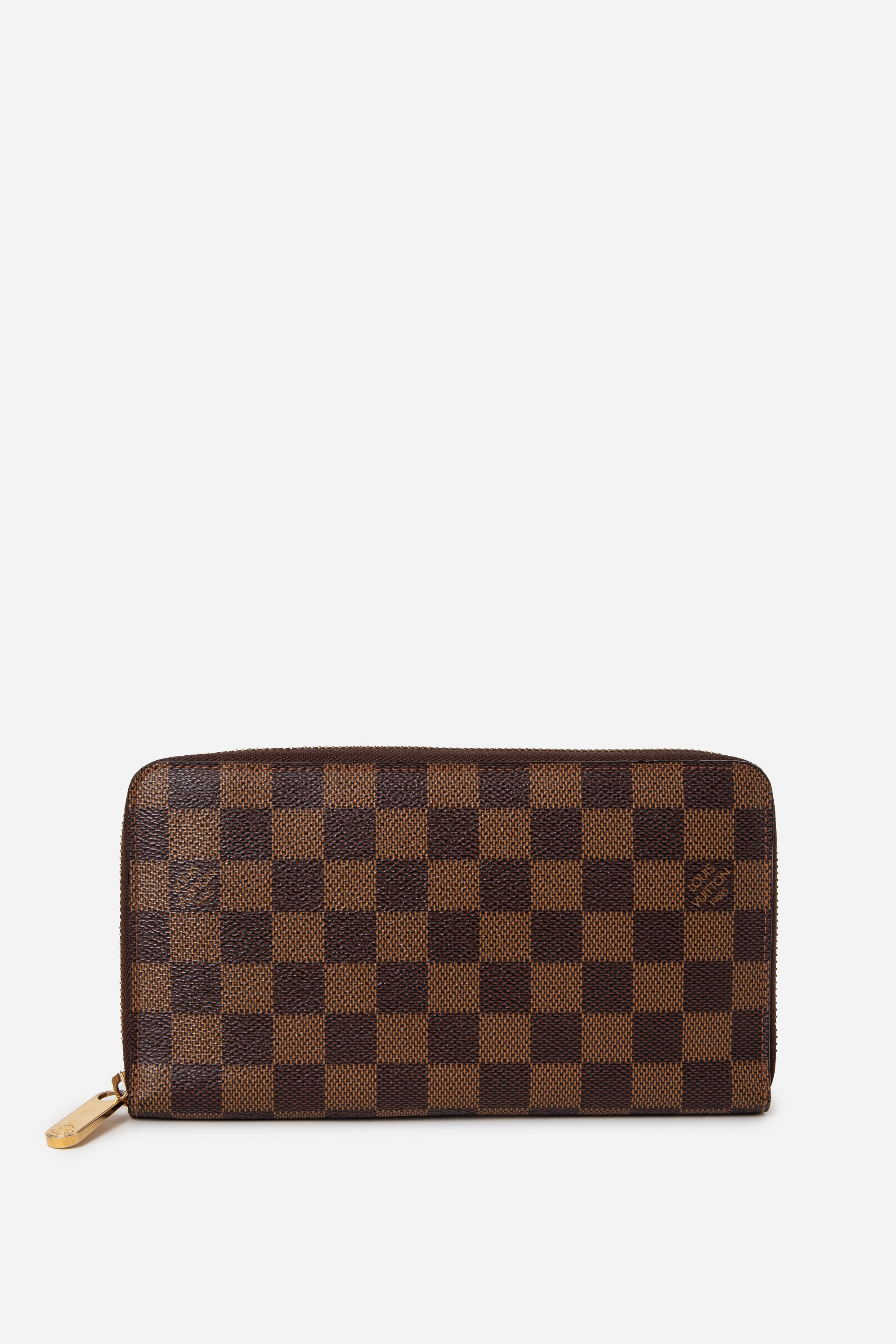 Louis Vuitton 2011 Damier Long Zippy Wallet
