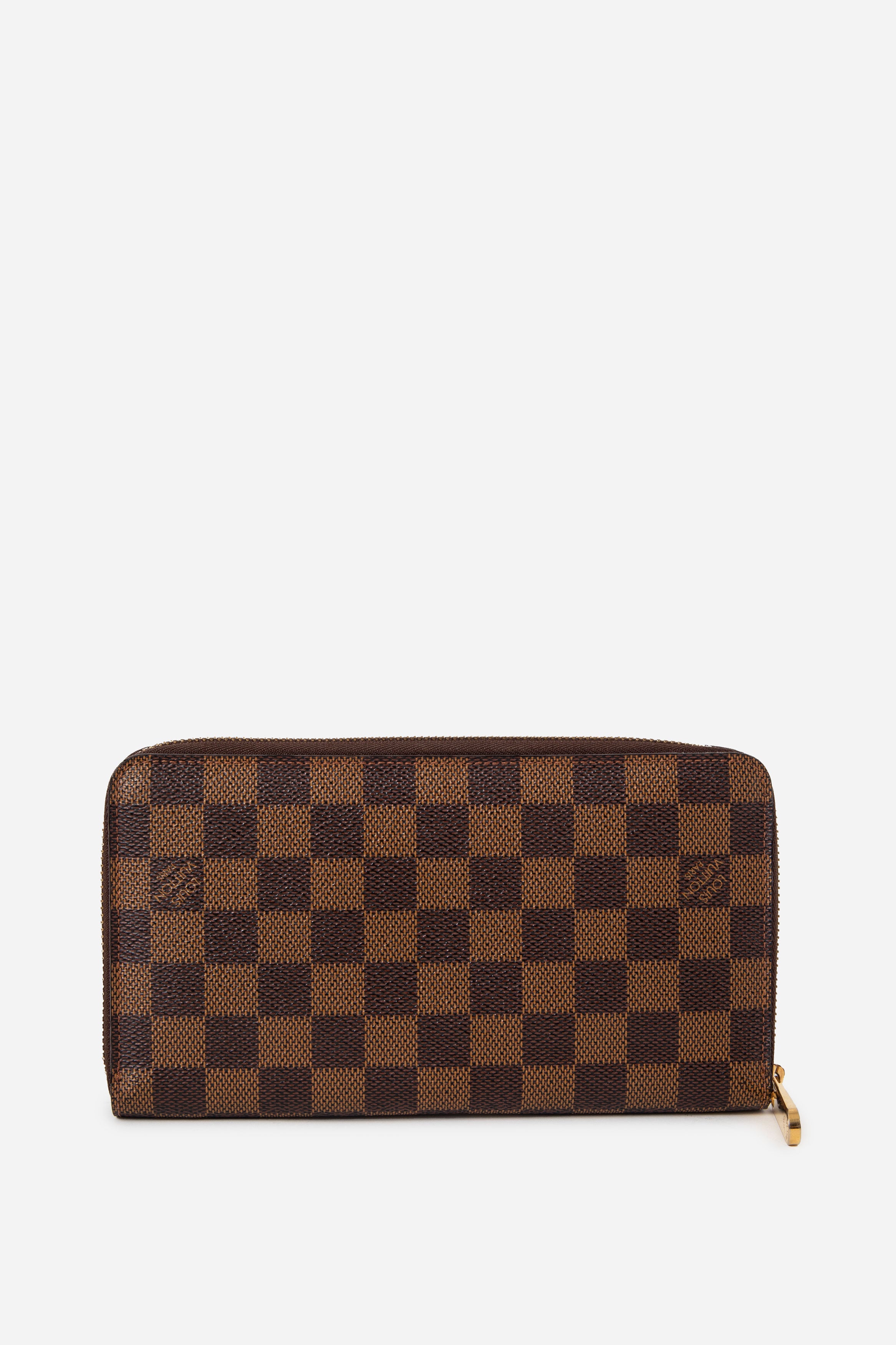 Louis Vuitton 2011 Damier Long Zippy Wallet