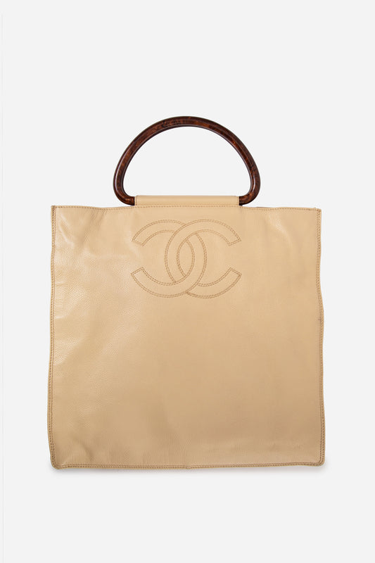 Pre-Owned Chanel 2000-2002 Beige Wood Handle Handbag