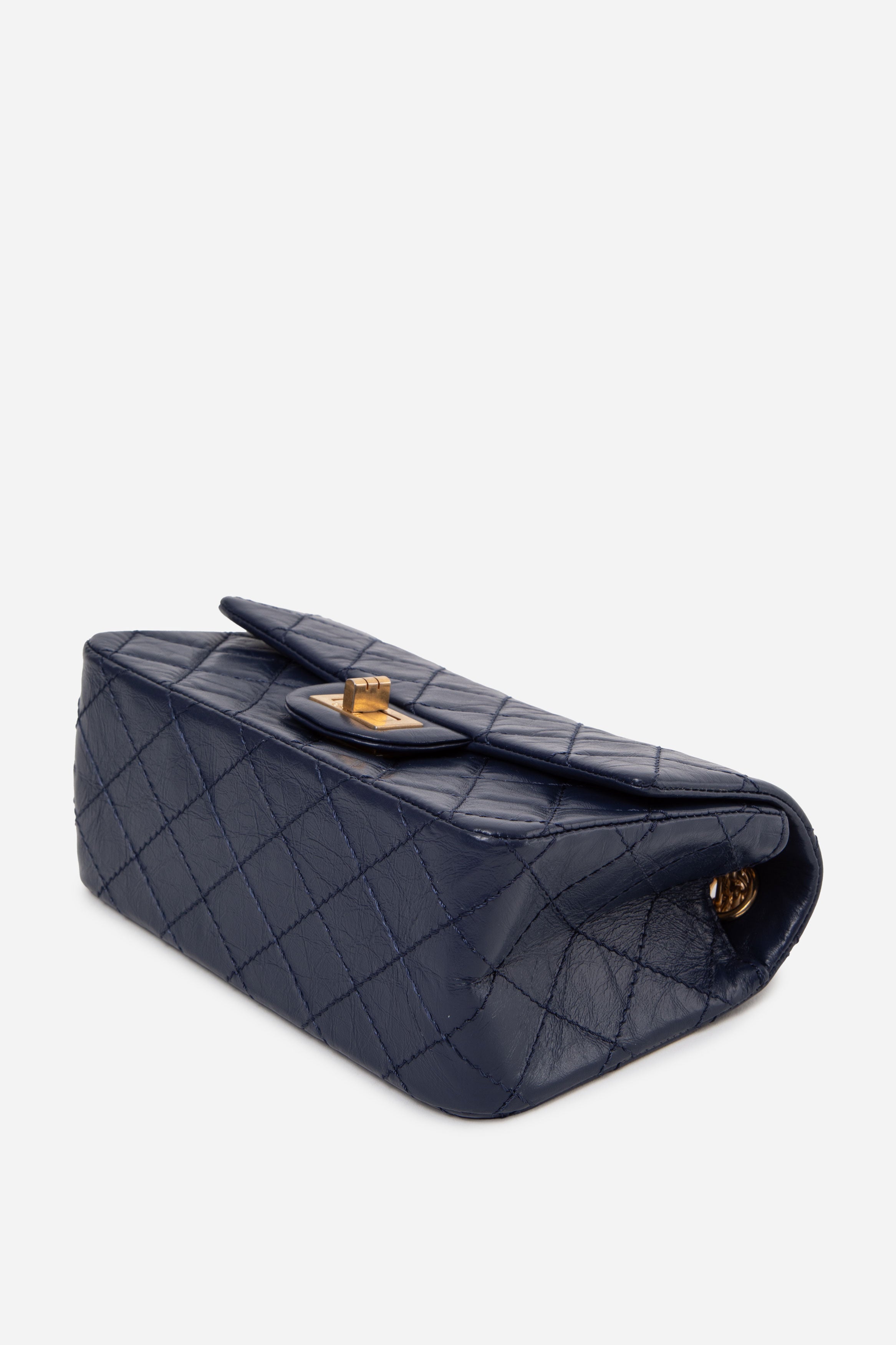 Pre-Owned Chanel 2020 Navy Aged Calfskin Quilted 2.55 Reissue Mini Flap Bag
