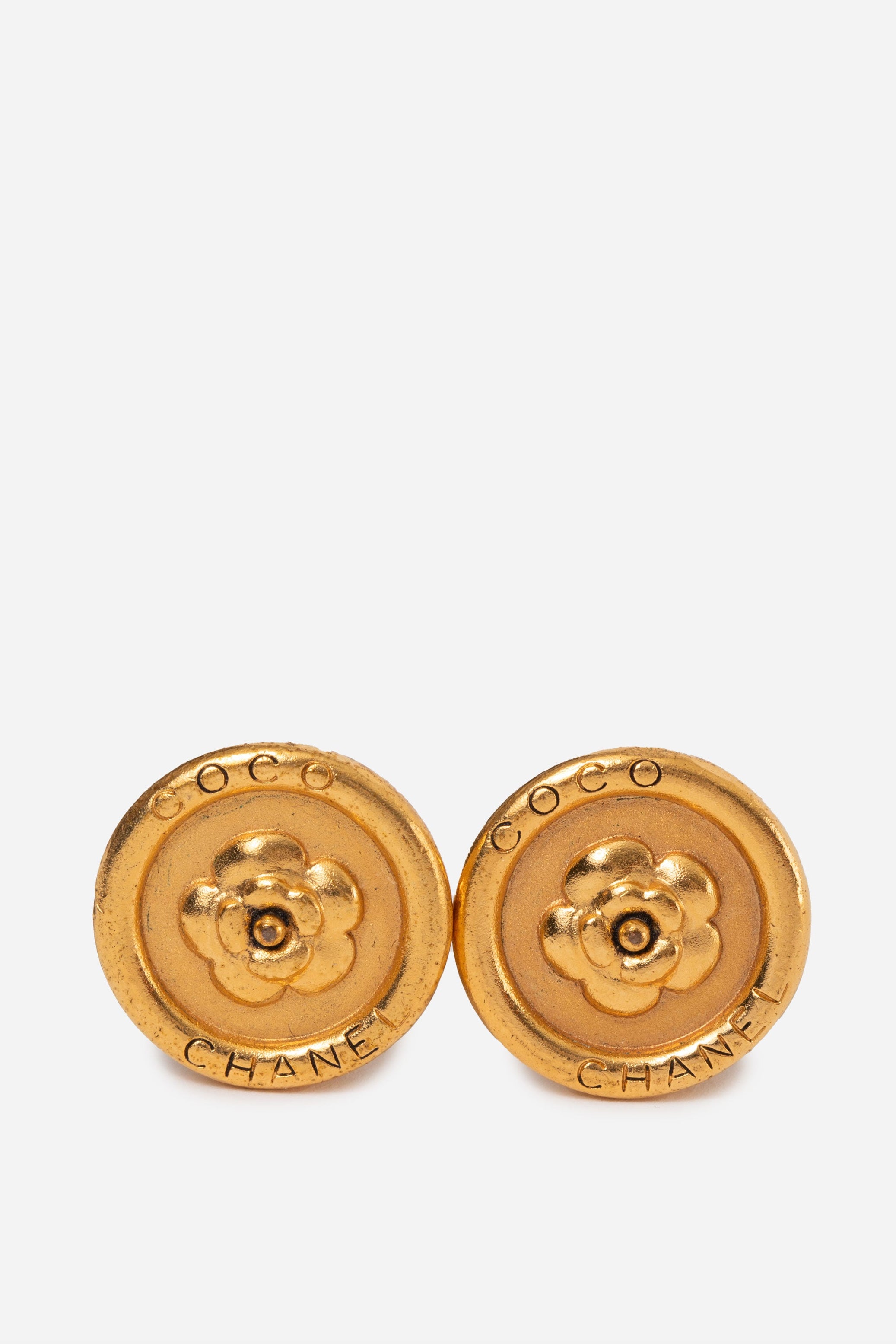Pre-owned Chanel Cameilia Earrings Clip-on