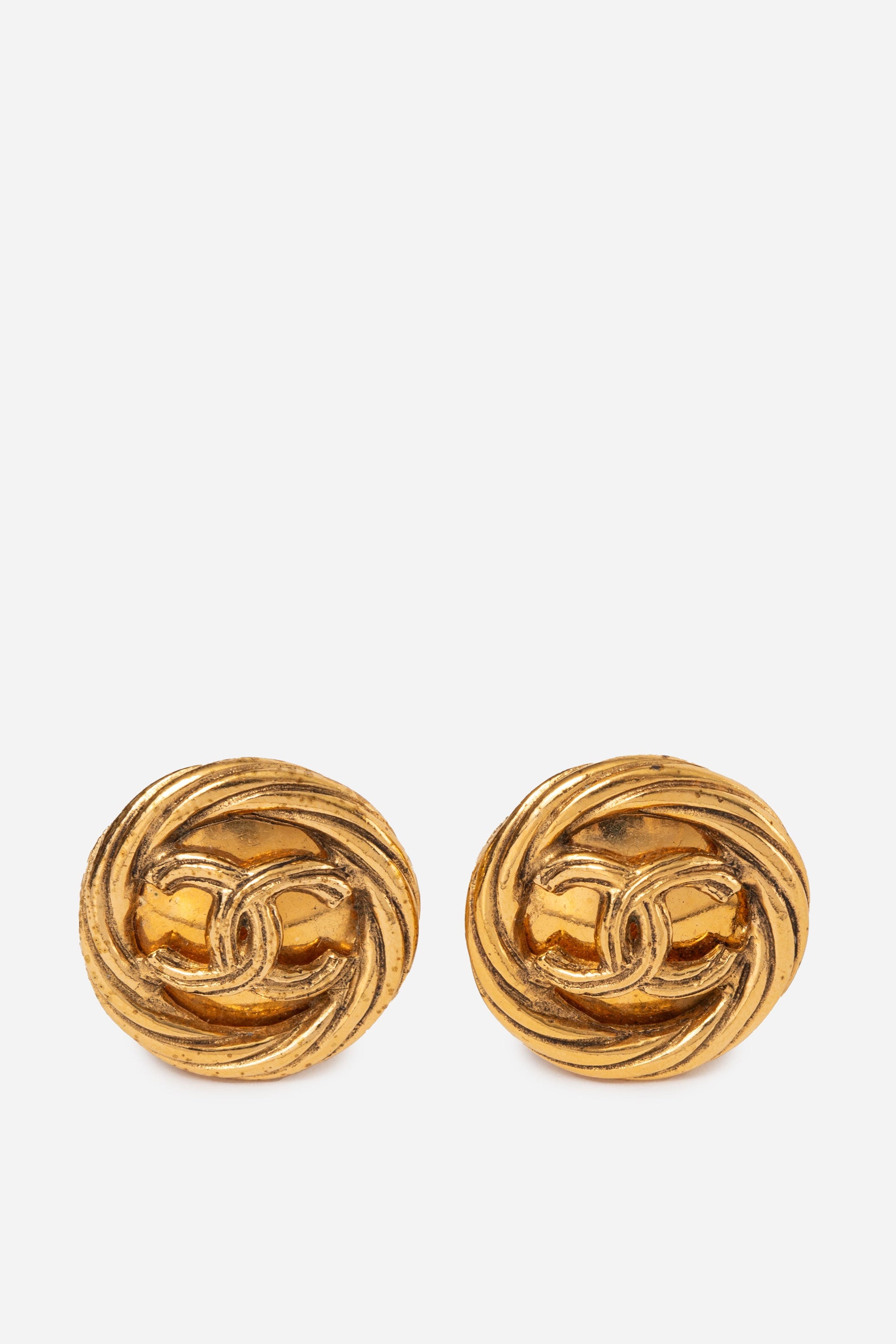 Pre-Owned Chanel 1993 CC round earrings clip-on