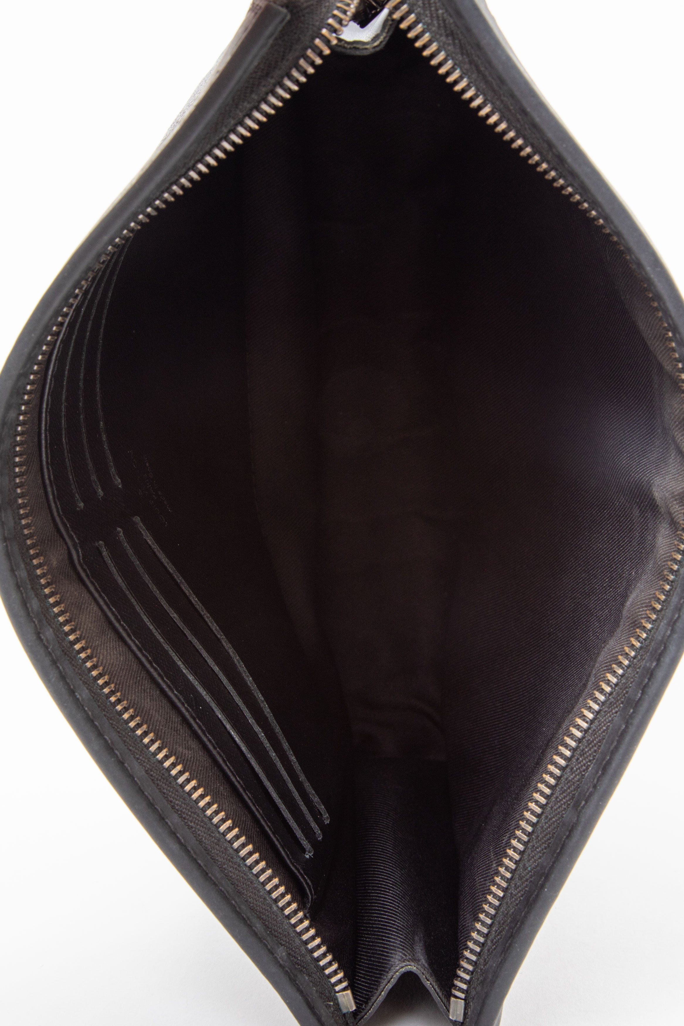 Louis Vuitton 2018 Monogram Eclipse Pochette Voyage MM