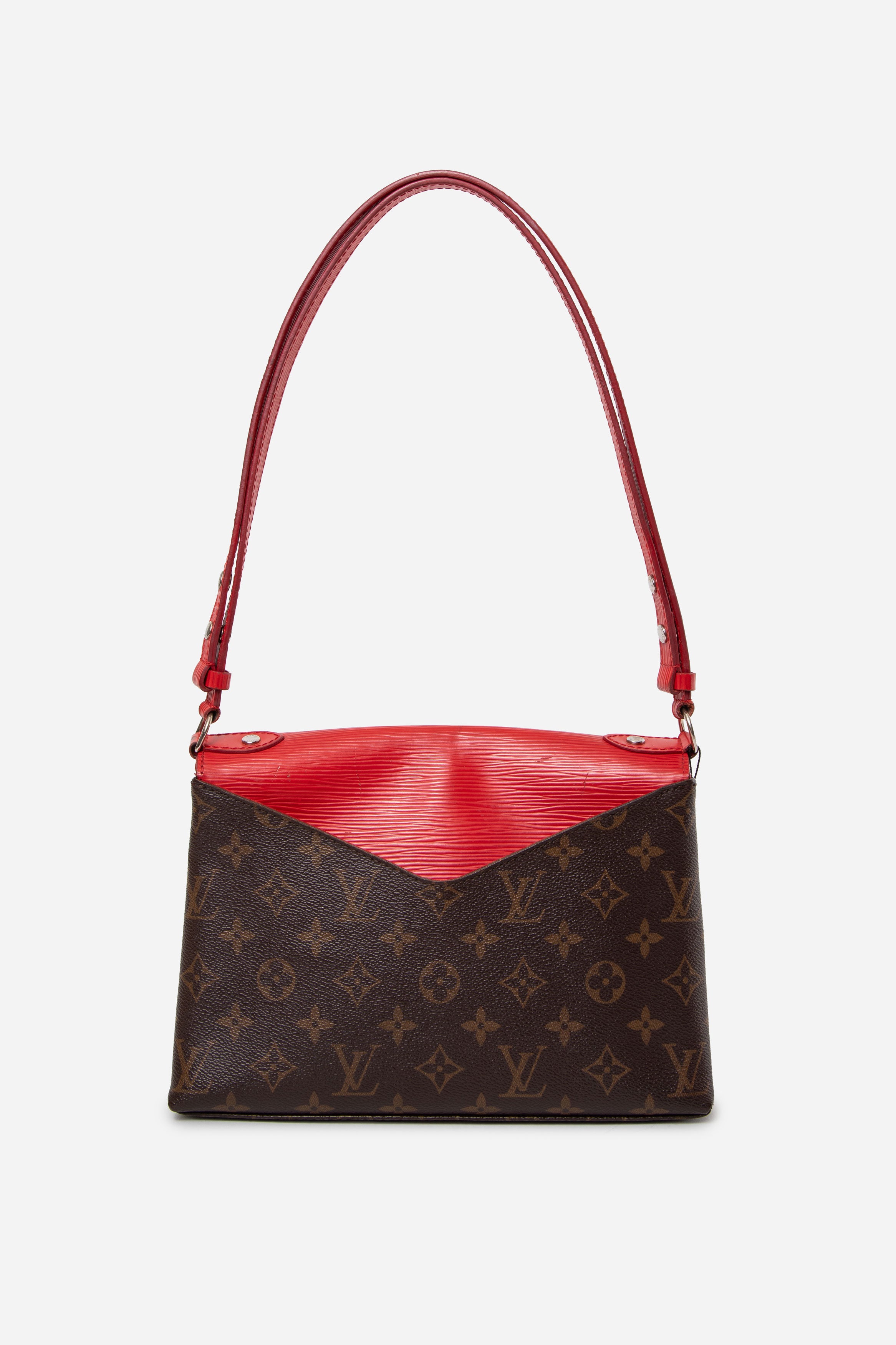 Louis Vuitton 2017 Monogram Epi Saint Michel Coquelicot Shoulder Bag