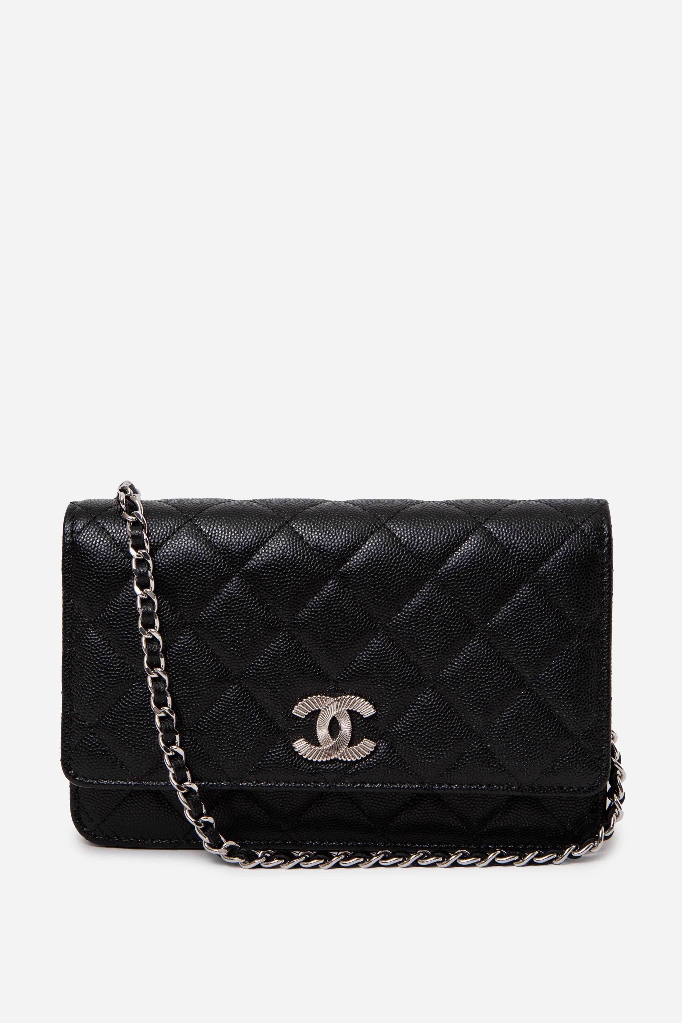 Pre-Owned Chanel 25C Black Caviar Wallet On Chain