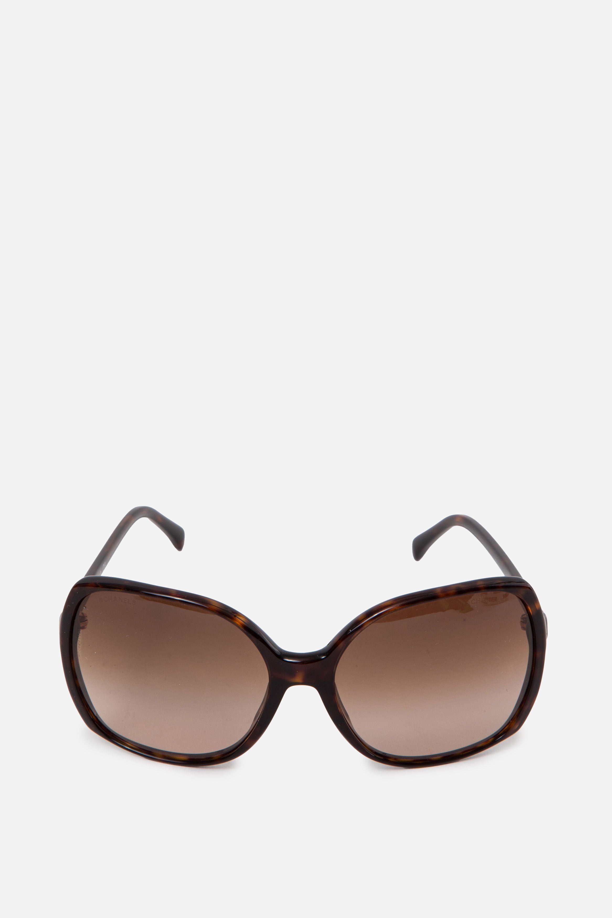 Pre-Owned Chanel Brown Oversized Sunglasses