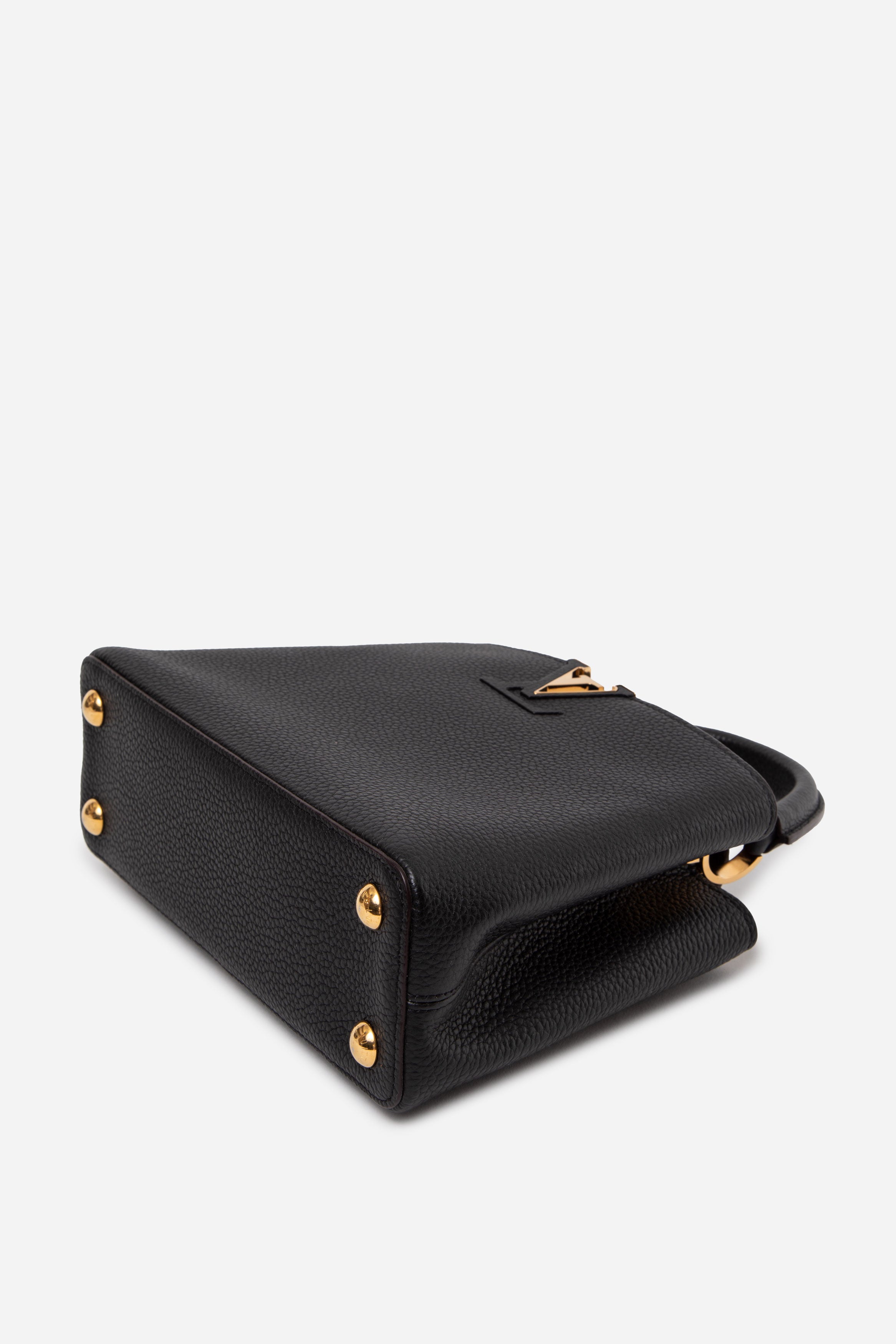 Louis Vuitton 2018 Black Taurillon Capucines BB Top Handle With Strap