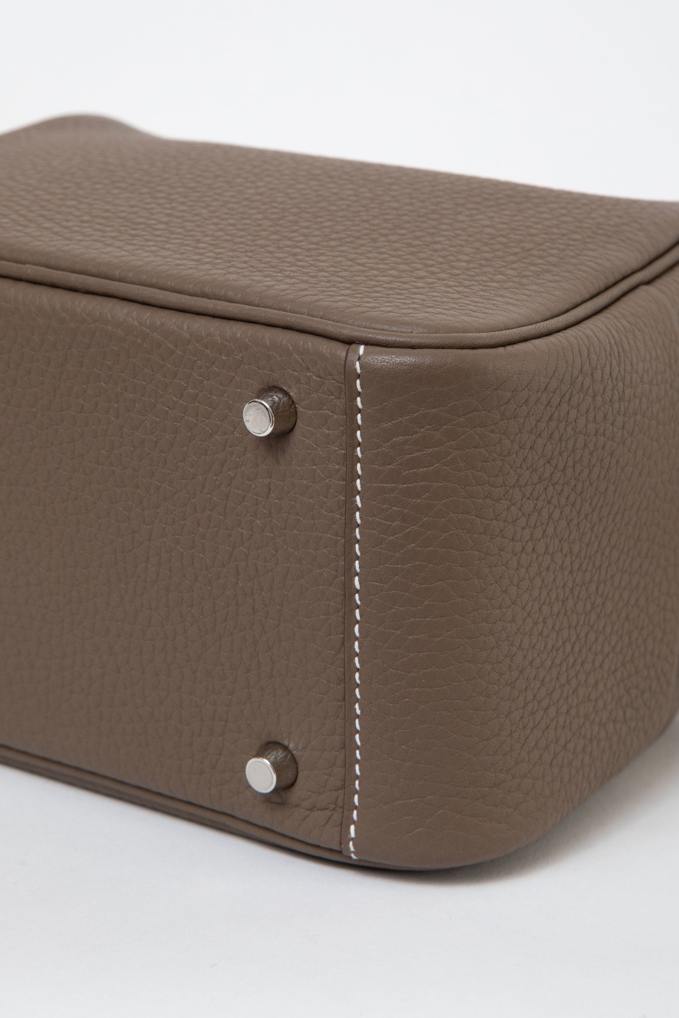 Hermès 2024 Etoupe Clemence Leather Mini Lindy