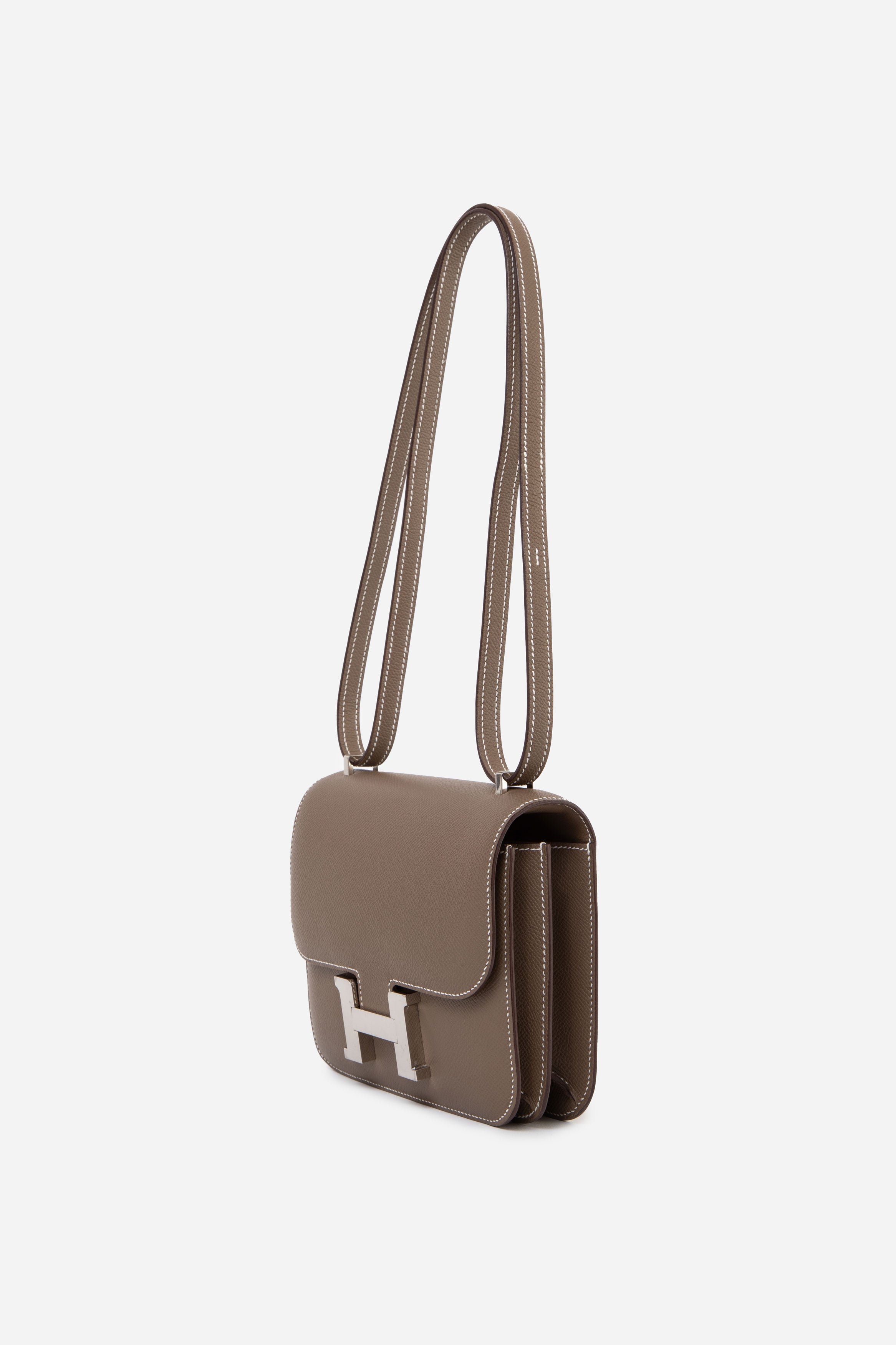 Hermès 2023 Etoupe Epsom Leather Constance 18 PHW