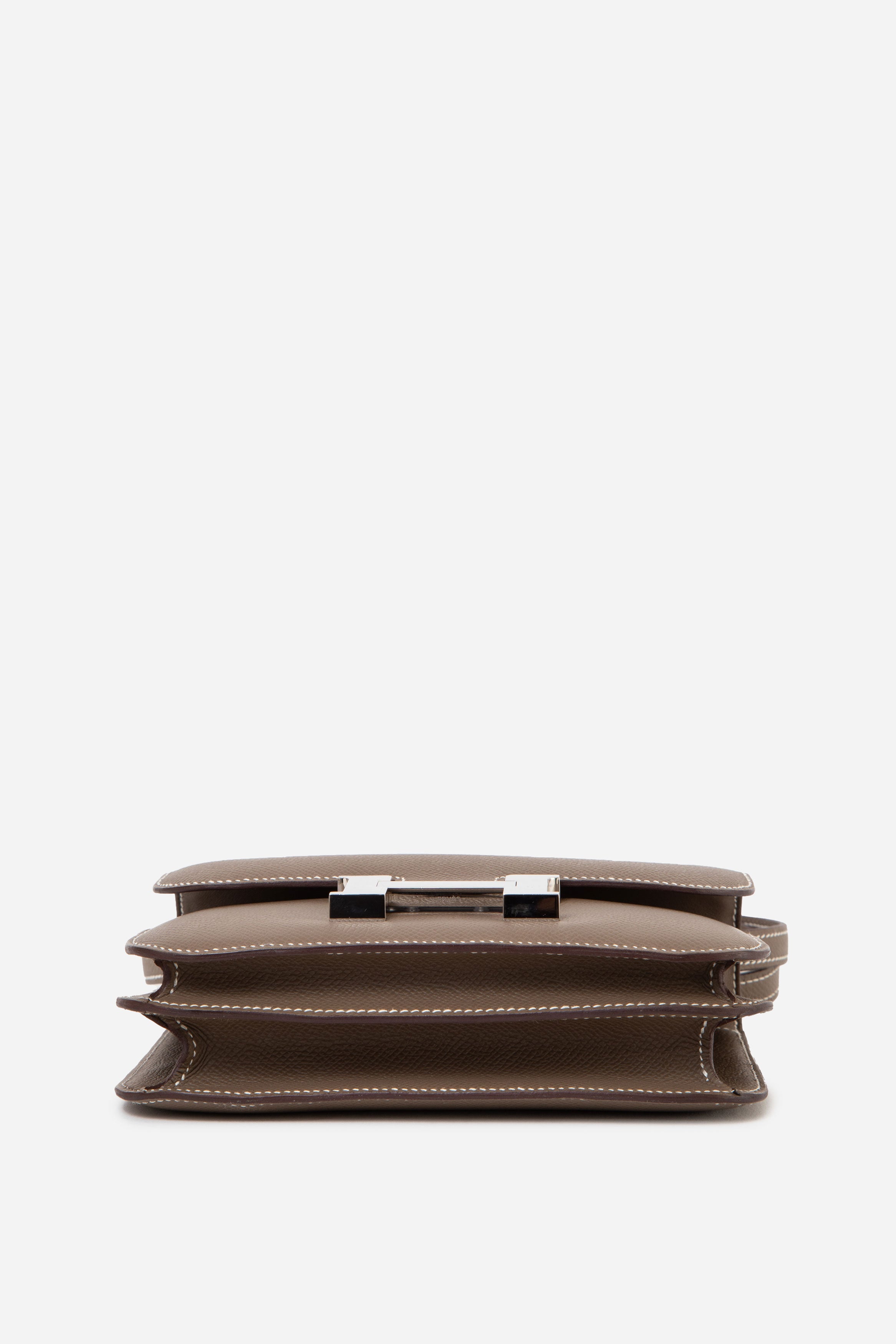 Hermès 2023 Etoupe Epsom Leather Constance 18 PHW