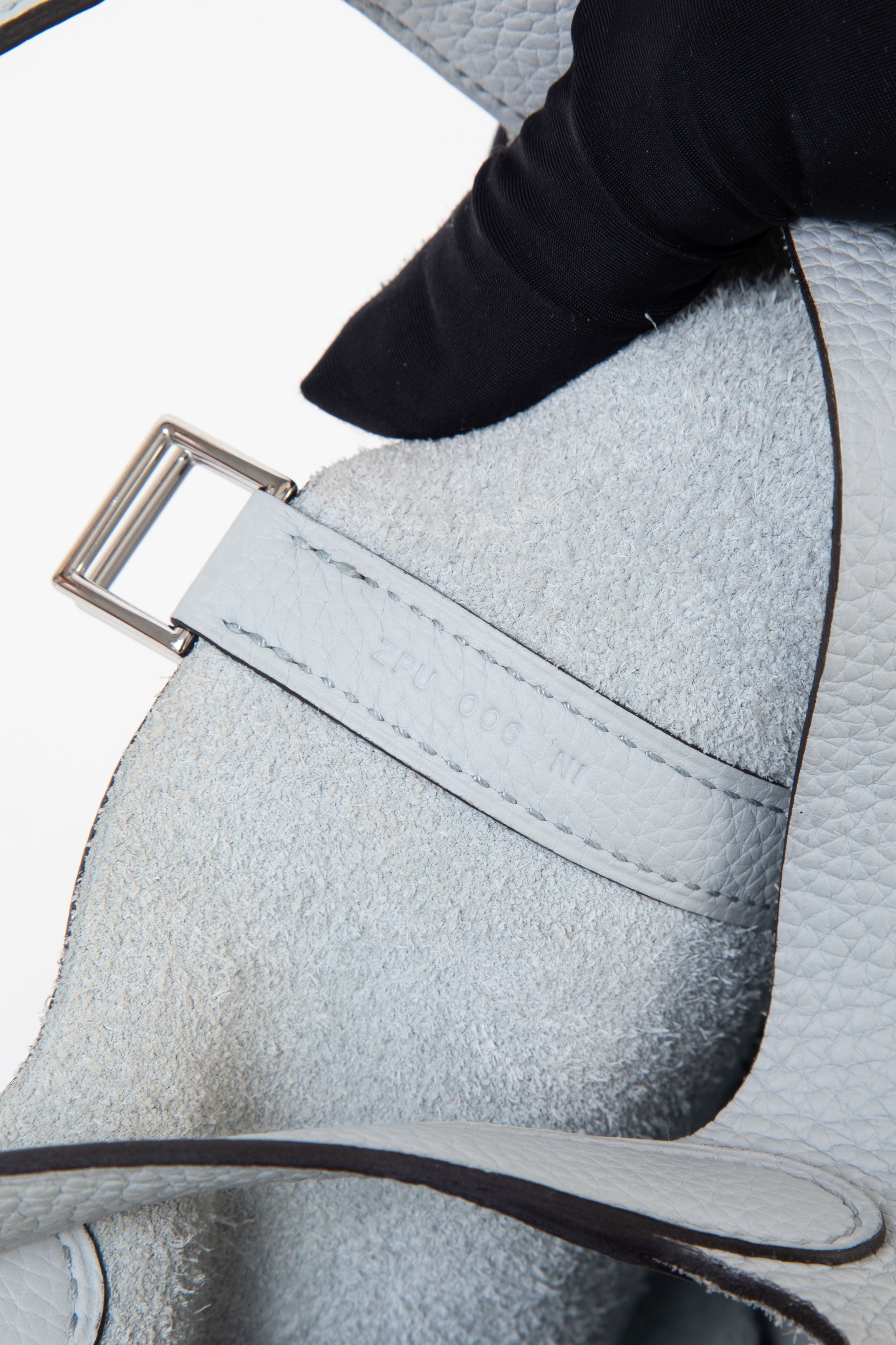 Hermès 2021 Blue Pale Clemence Leather Picotin 18