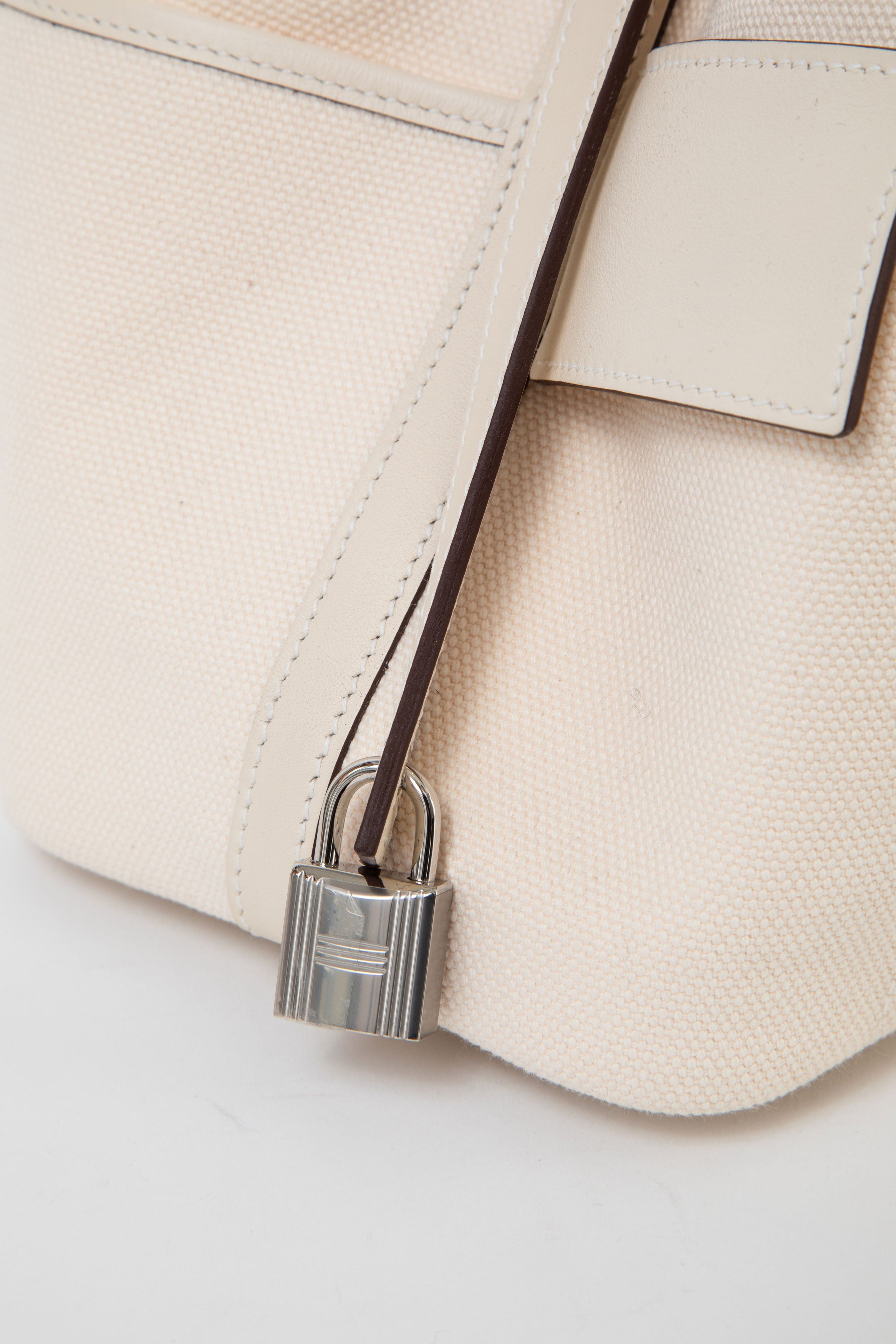 Hermes 2022 White Canvas PHW Picotin Cargo Lock 18