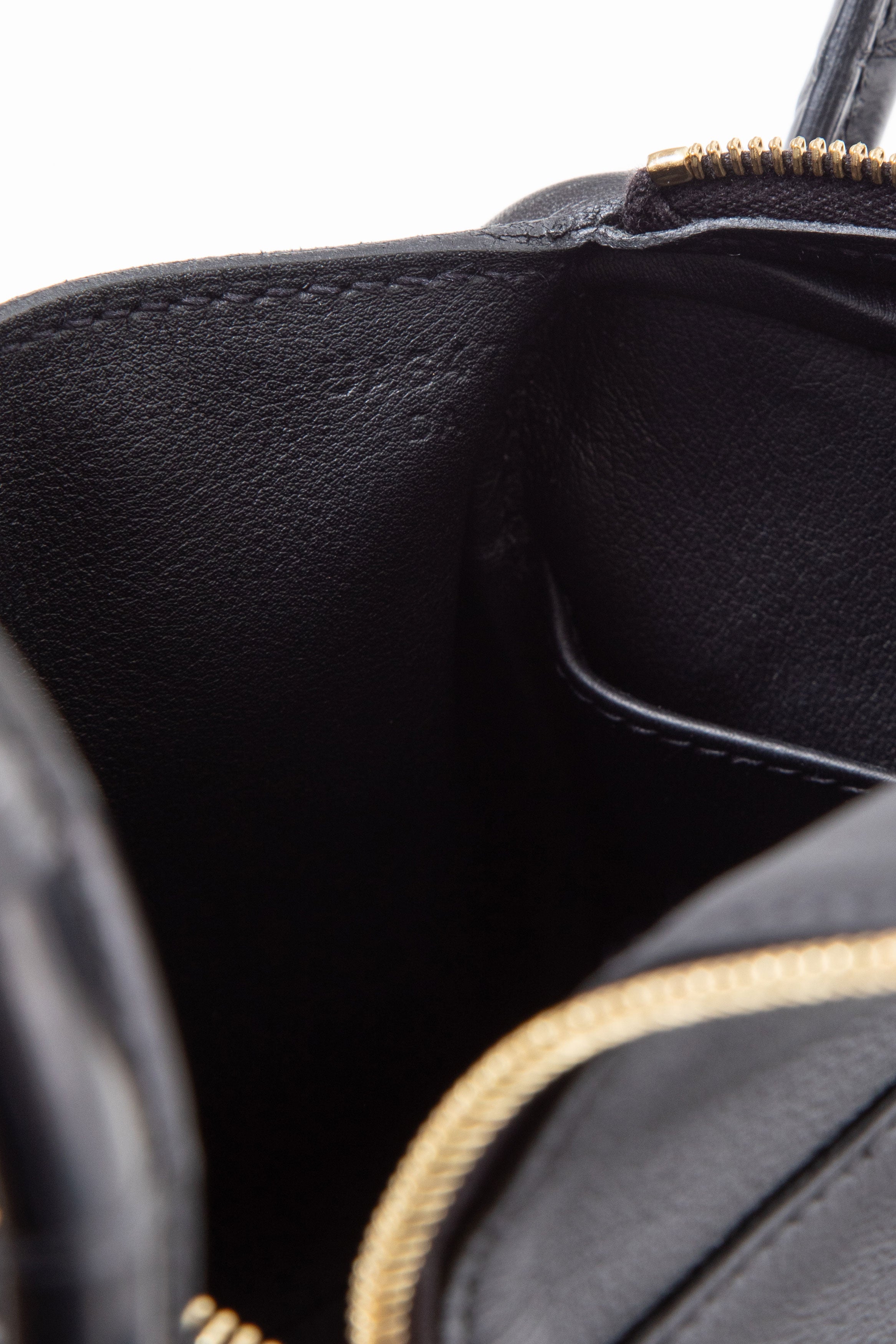 Hermes 2022 Black Swift Matte Alligator Touch Mini Lindy 20