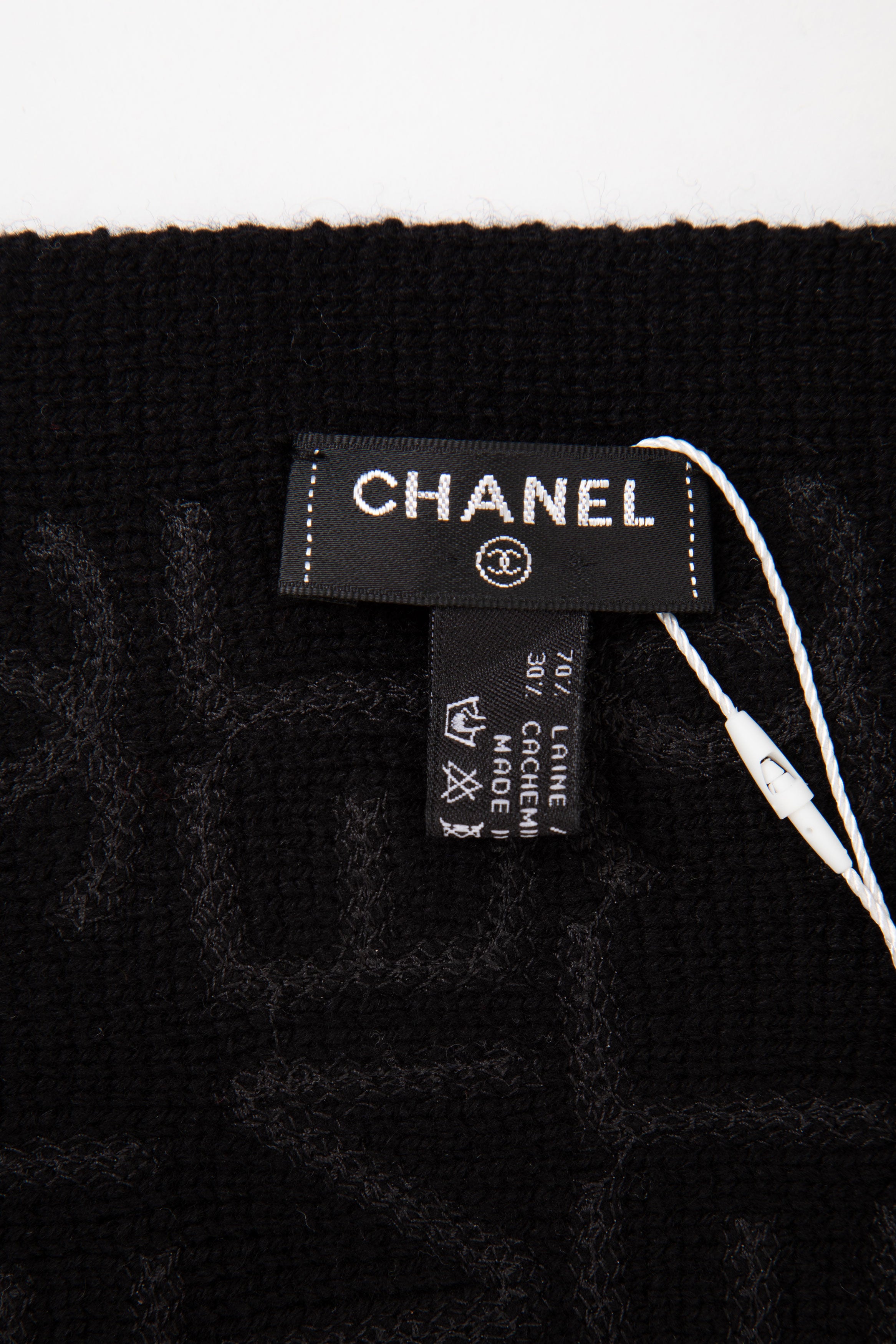 Pre-Owned Chanel Black Logo Wool/Cashmere Scarf
