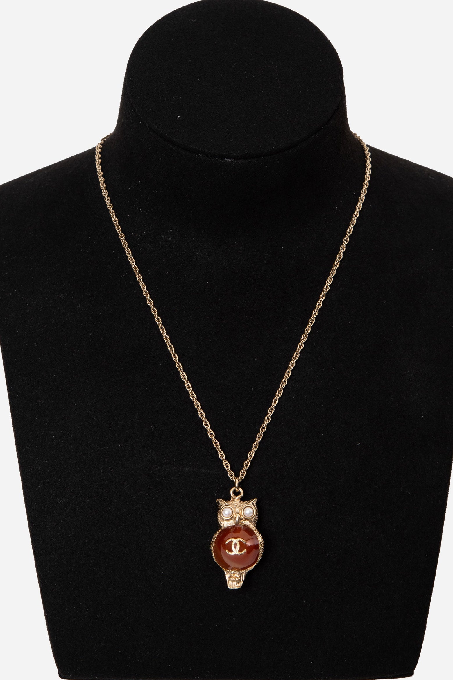 Pre-Owned Chanel 2018 Owl Pendant Necklace