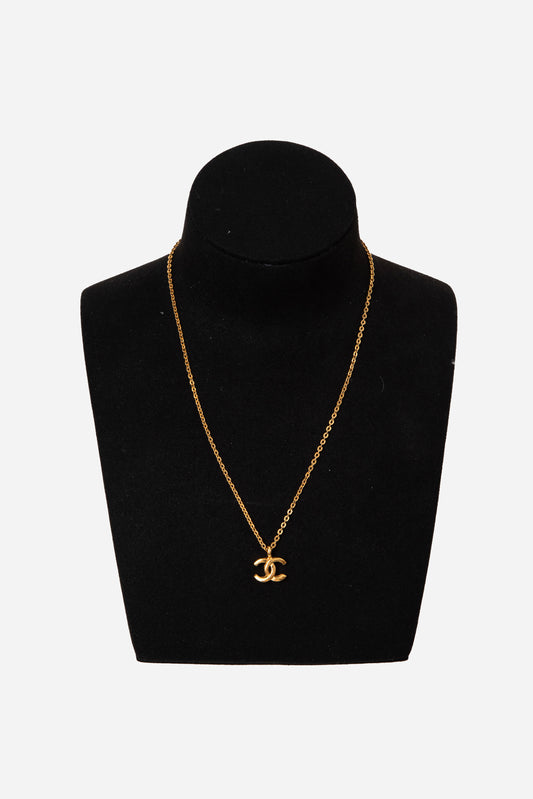 Pre-Owned Chanel CC Gold-Tone Necklace