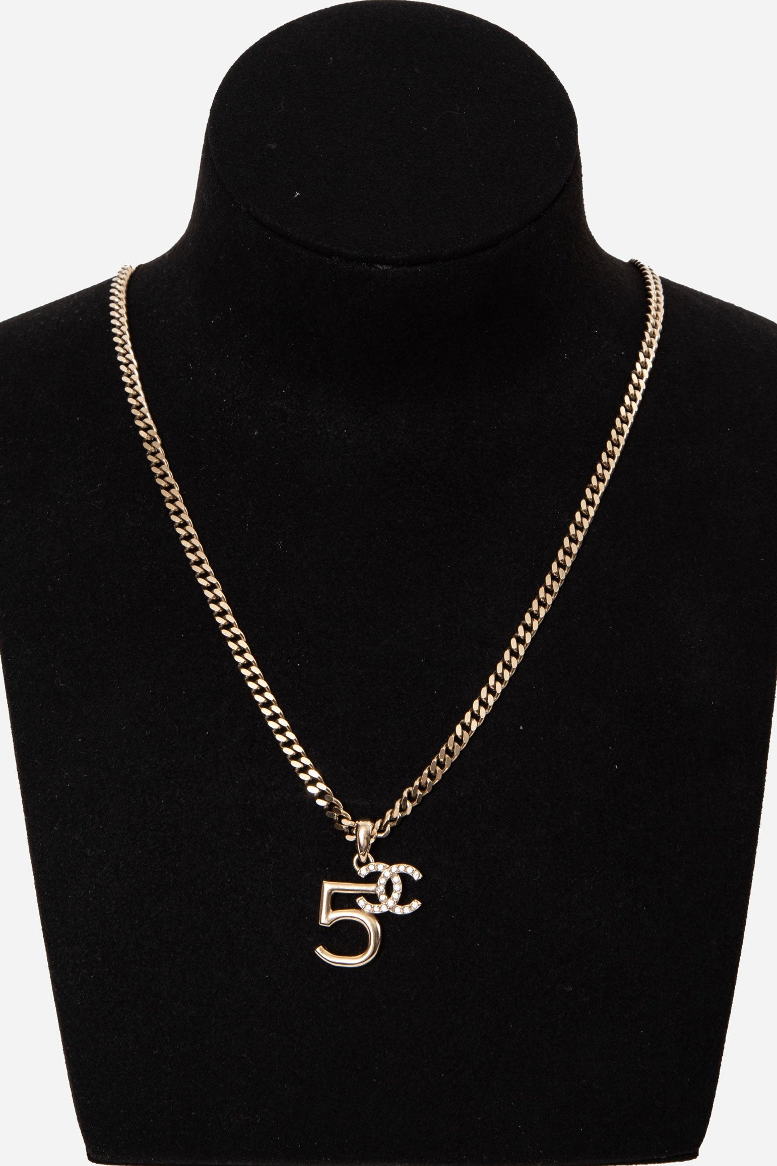 Pre-Owned Chanel 2021 No.5 Crystal CC Logo Pendant Necklace