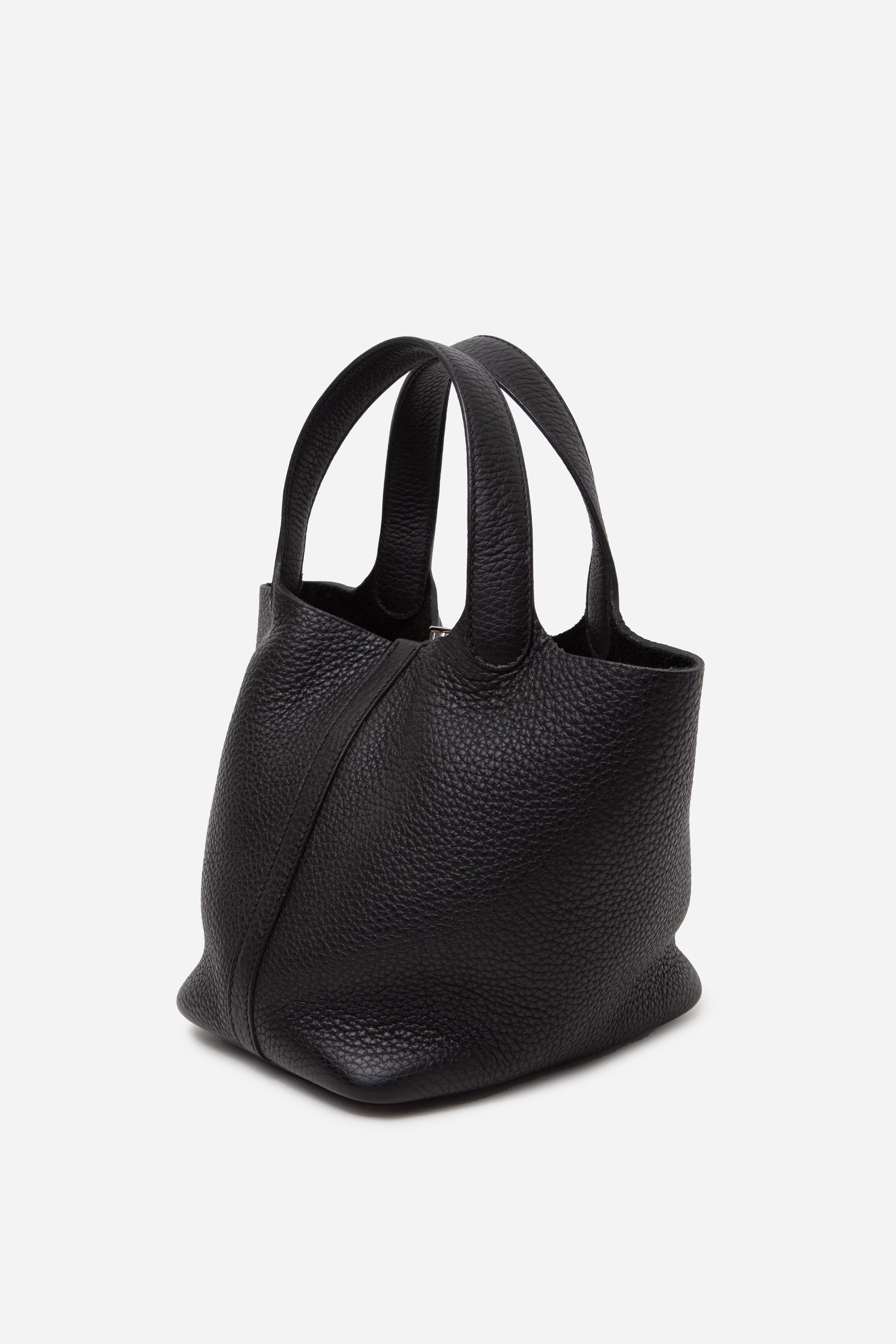 Hermès 2021 Black Clemence Picotin 18