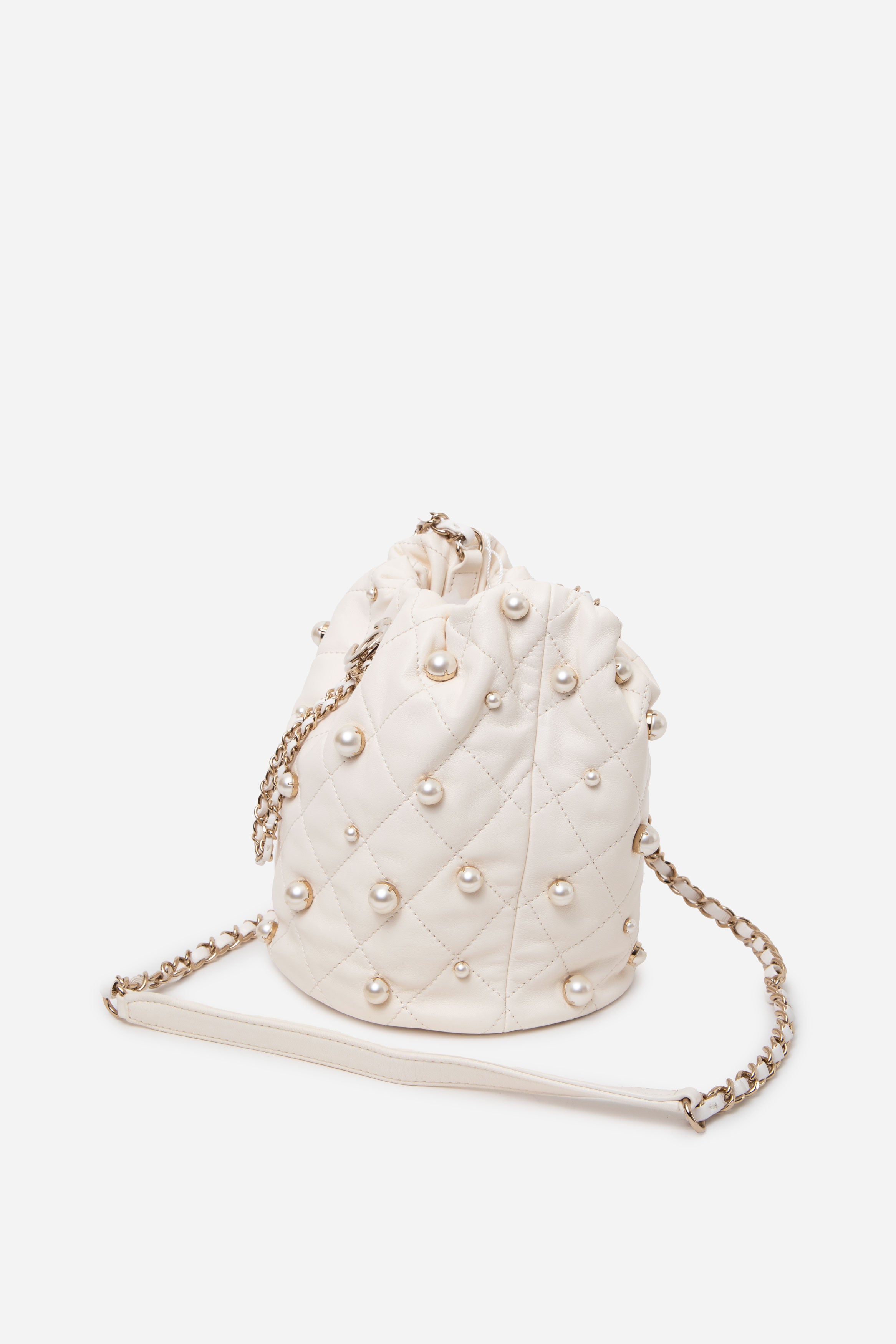 Pre-owned Chanel 2021 Lambskin Pearl Drawstring Bag