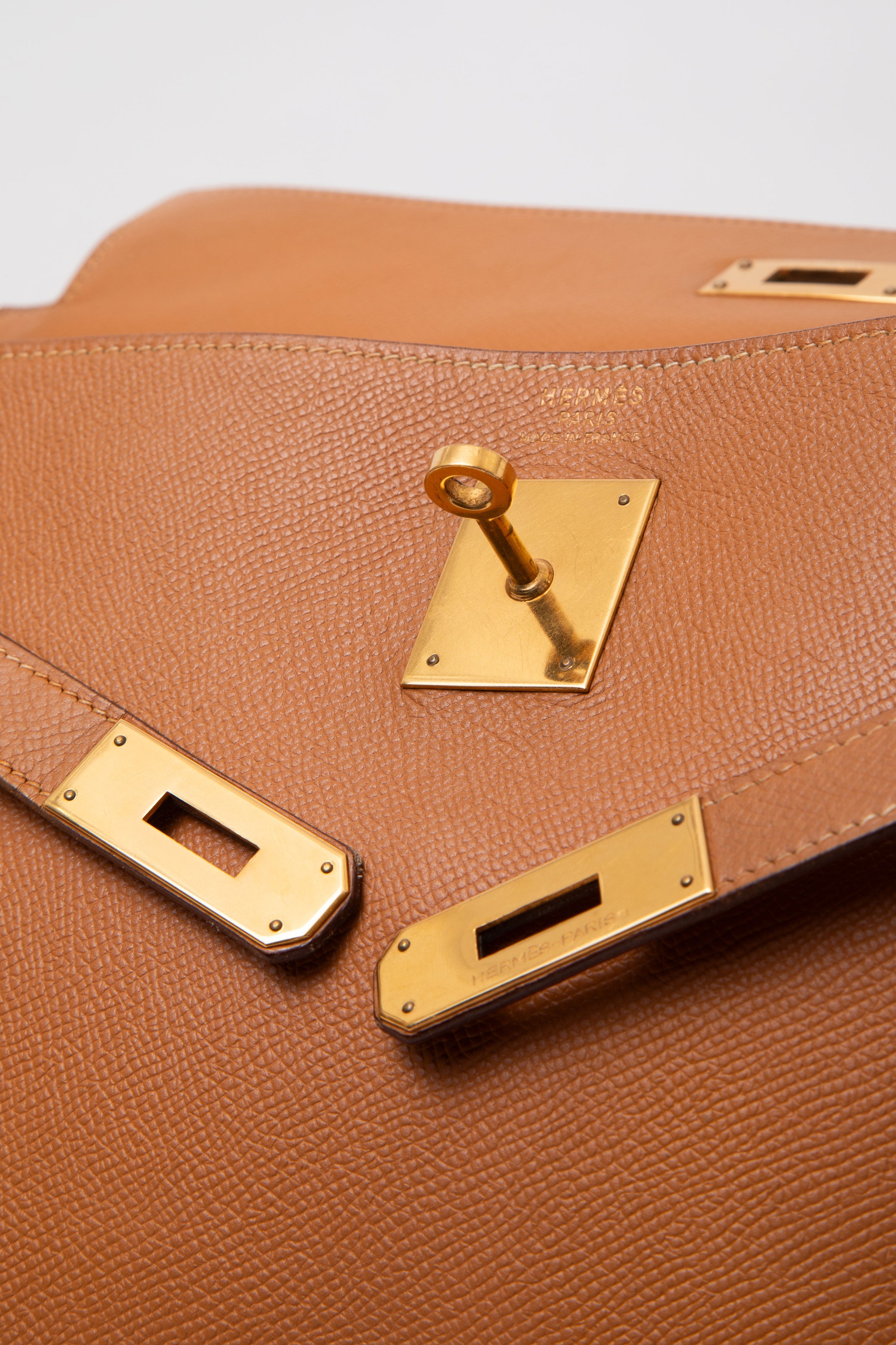 Hermes 1987 Brown Vintage Kelly 35 with Strap