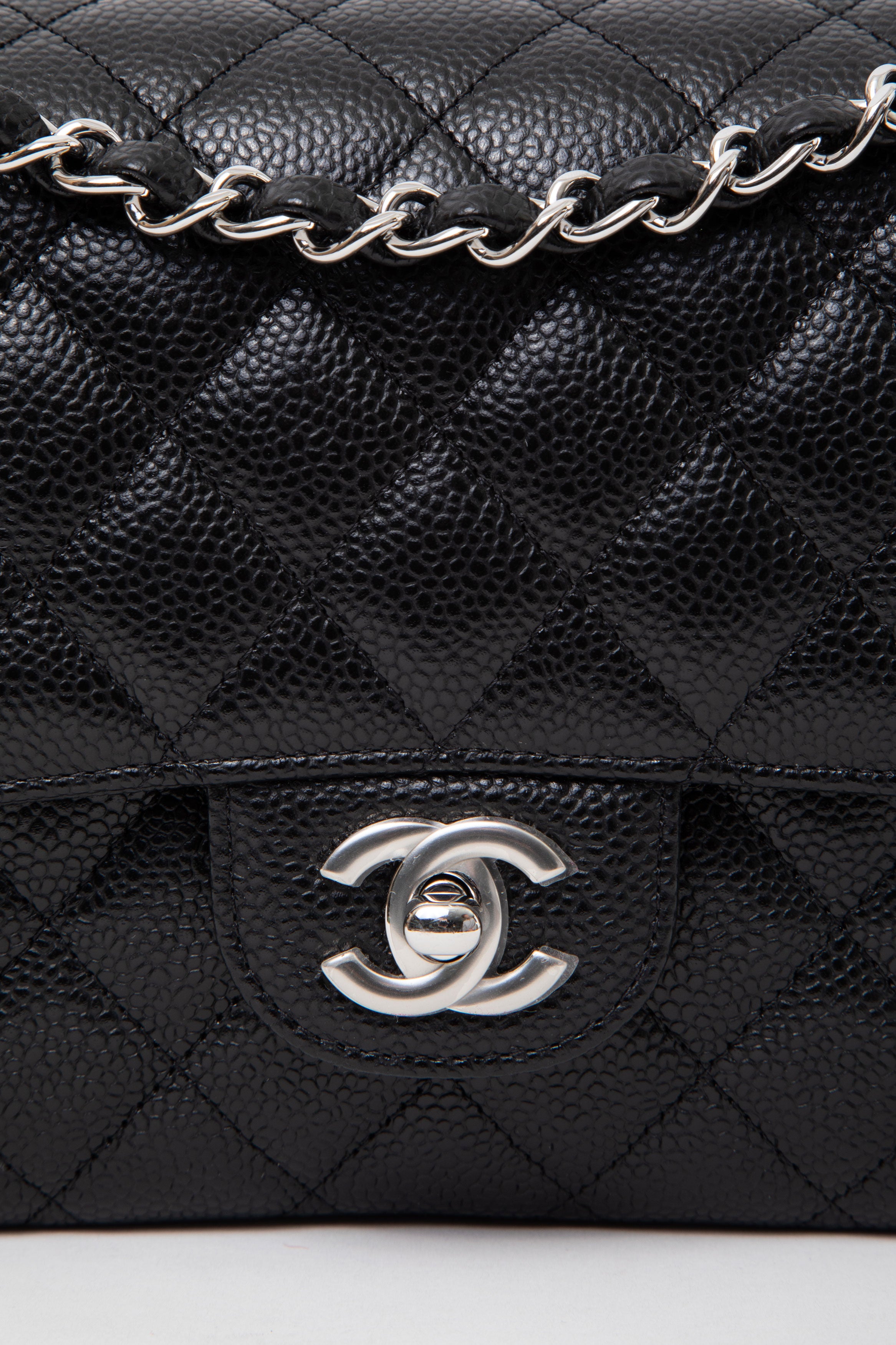 Pre-Owned Chanel 2023 Black Caviar Medium Classic Double Flap Bag