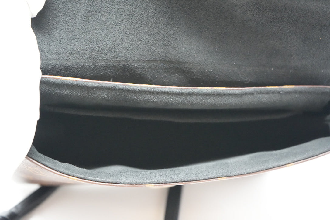 Louis Vuitton Monogram Locky BB