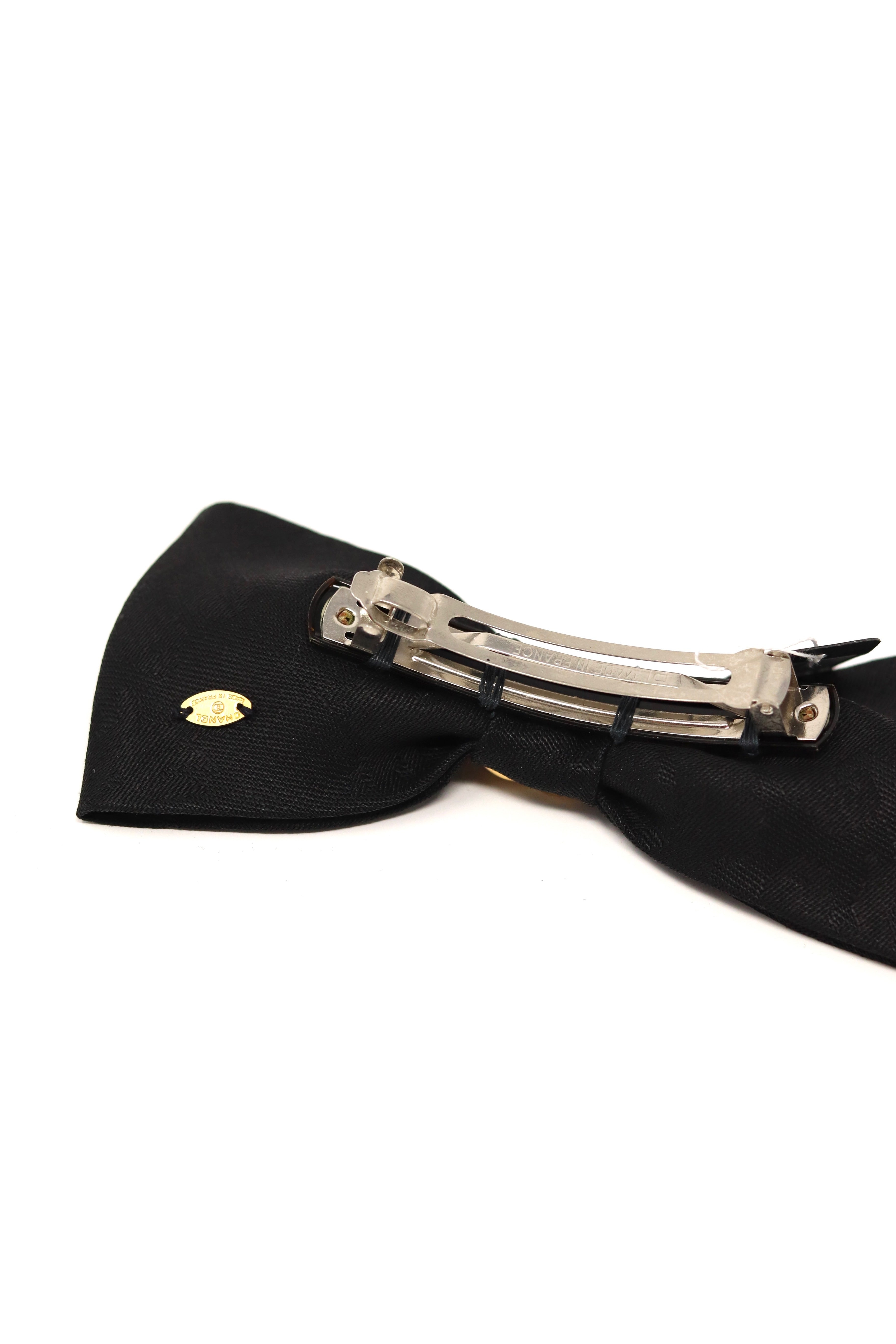 Pre-Owned Chanel 80's/90's Vintage Bow Hair Barrette Black