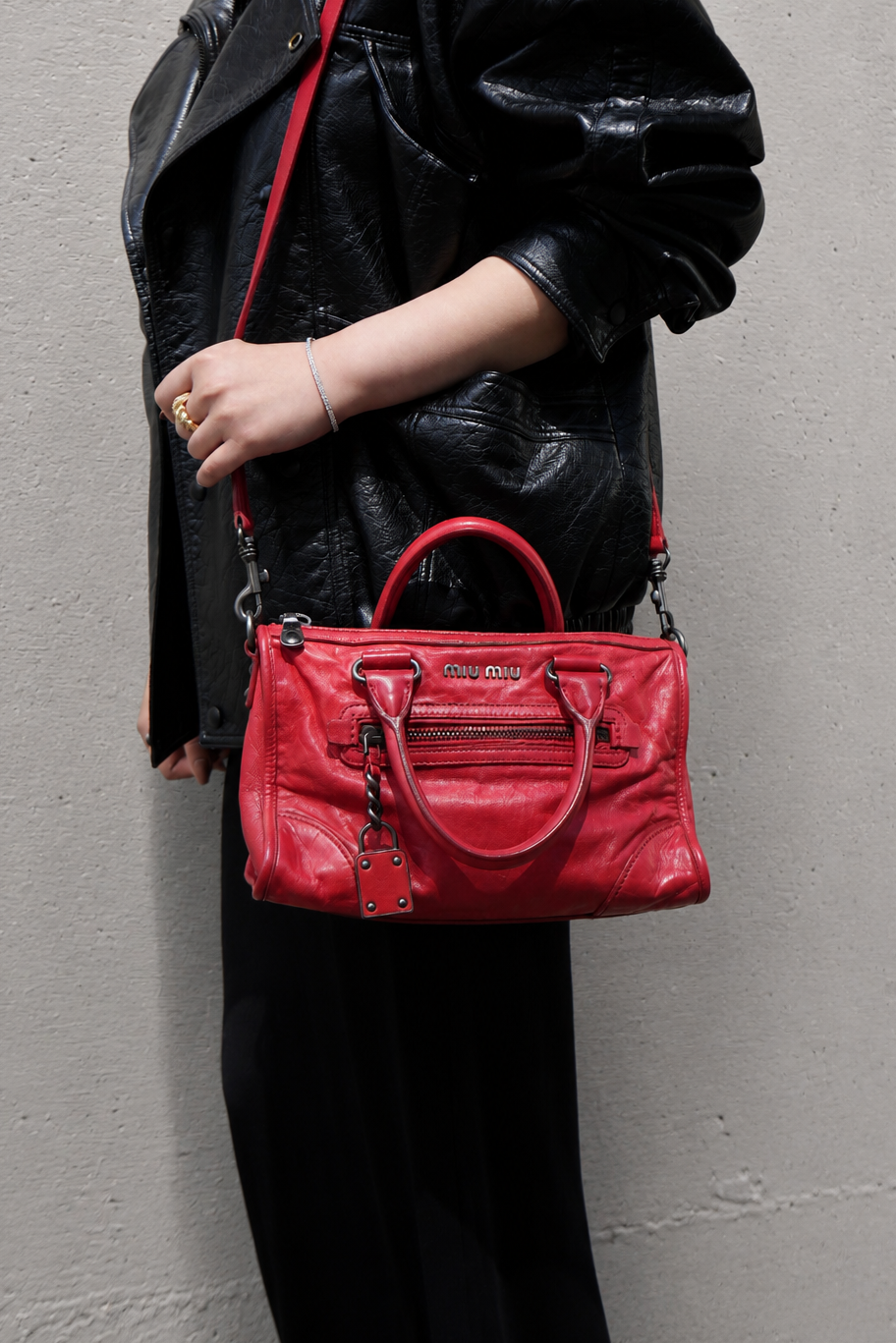 Miu Miu Red Leather Vitello Shoulder Bag W/strap