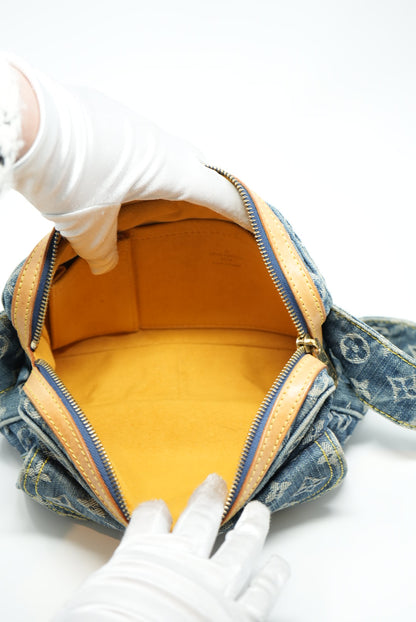 LOUIS VUITTON 2007 BUM BAG Shoulder Bag