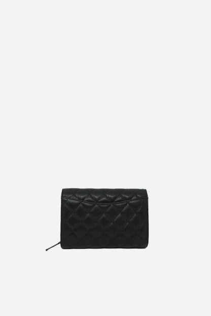 Pre-Owned Chanel 2024 Caviar Classic Clutch with Chain NWT
