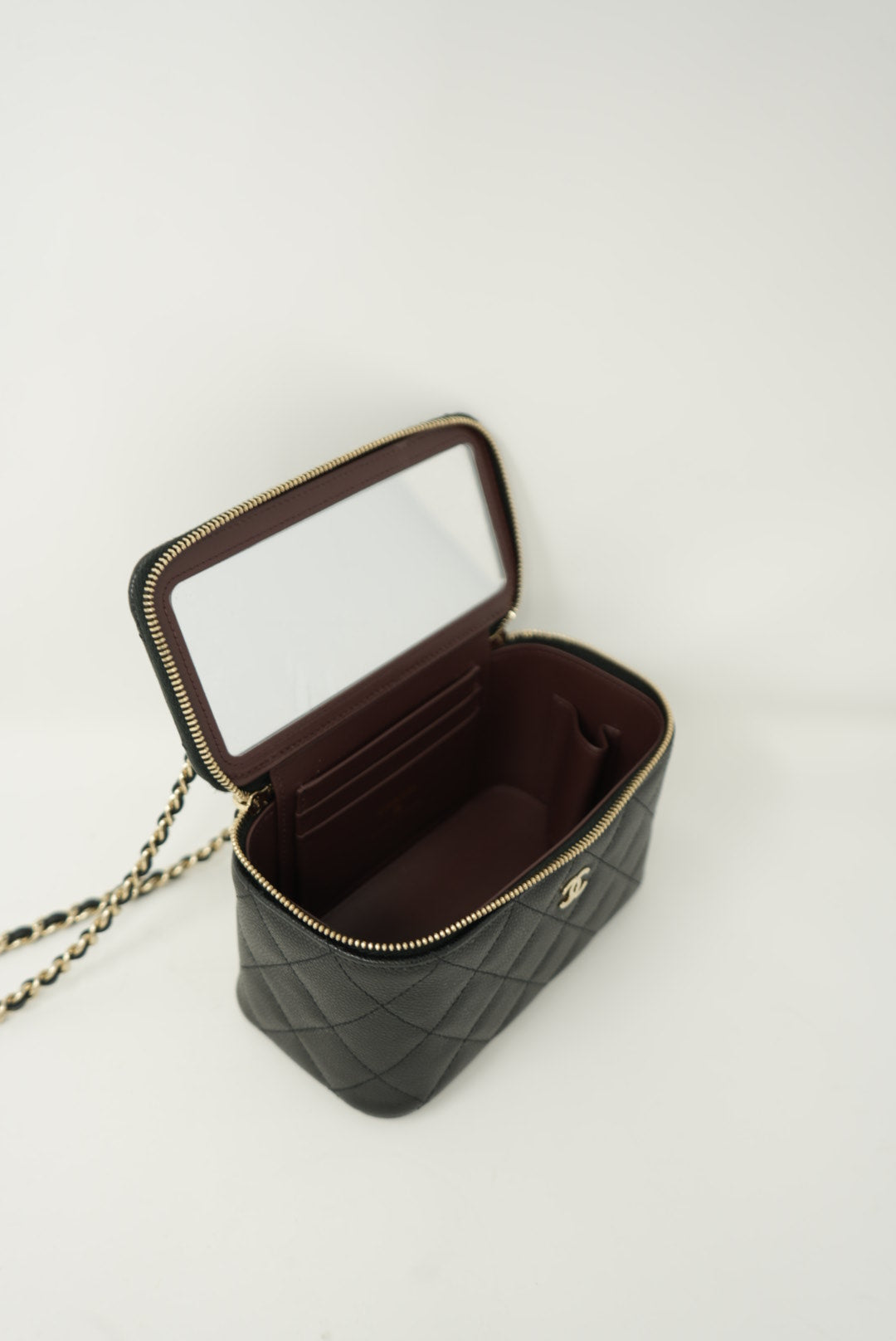 Pre-Owned Chanel 2023-2024 Caviar Long Vanity Case BrandNew