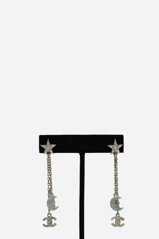 Pre-Owned Chanel 2017 Star CC Drop Earrings