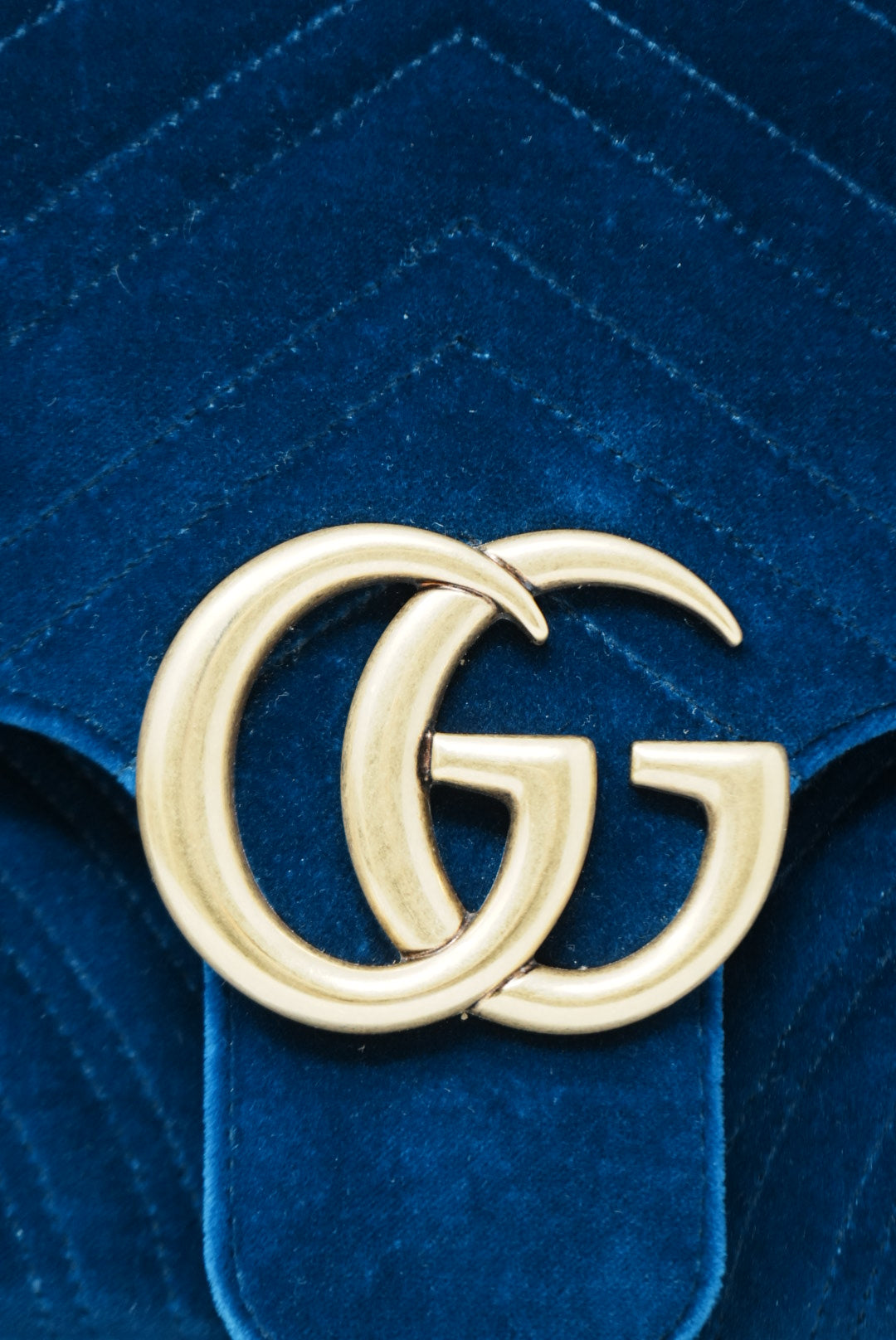 Gucci Blue Velvet GG Marmont Medium