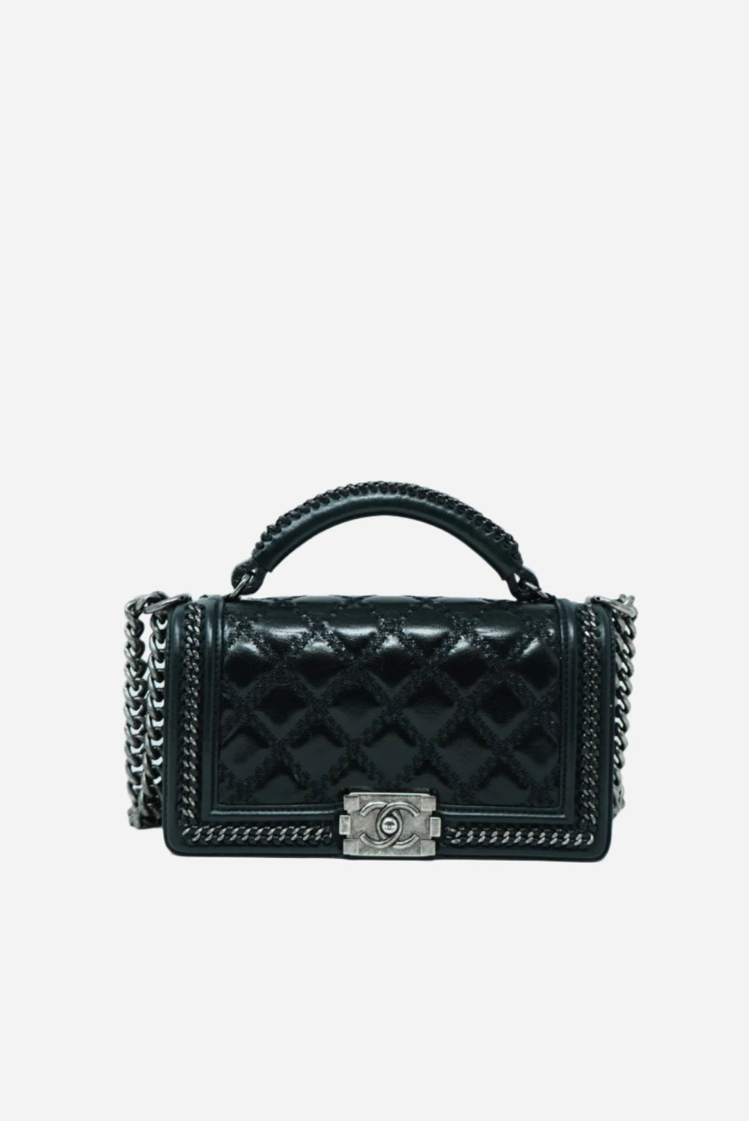 Pre-Owned Chanel Medium Boy Flap Bag with Handle