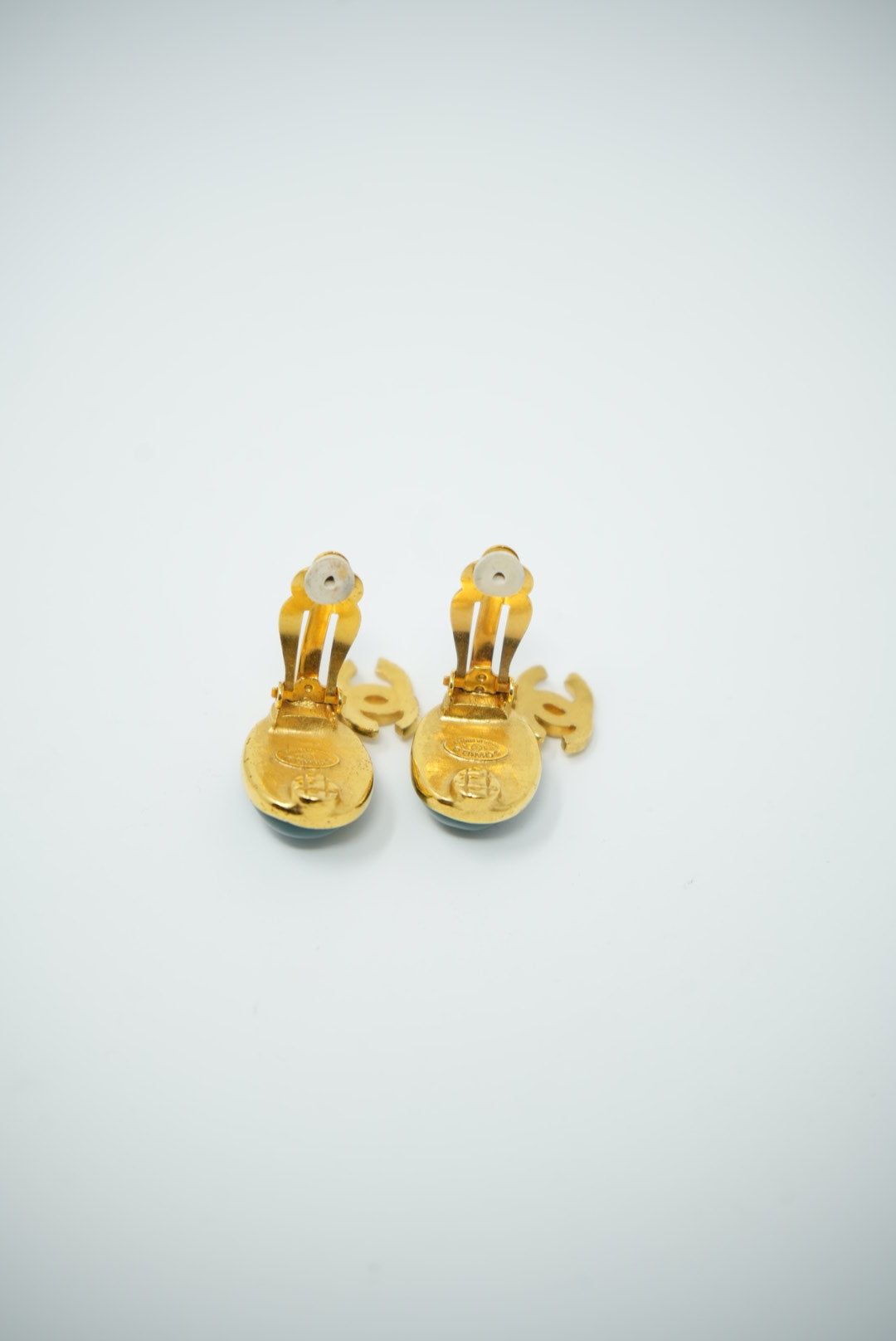 Pre-Owned CHANEL 1995 Gripoix Green Earrings Clip-On-95A