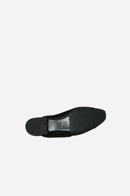 Pre-Owned Chanel Suede Mules