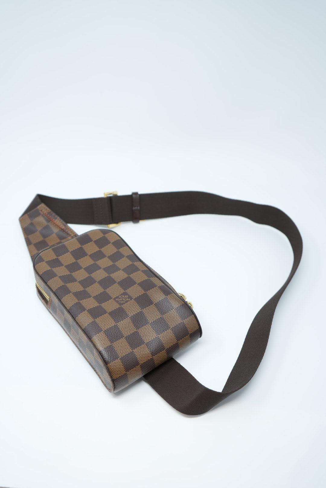 LOUIS VUITTON Damier Crossbody Bag