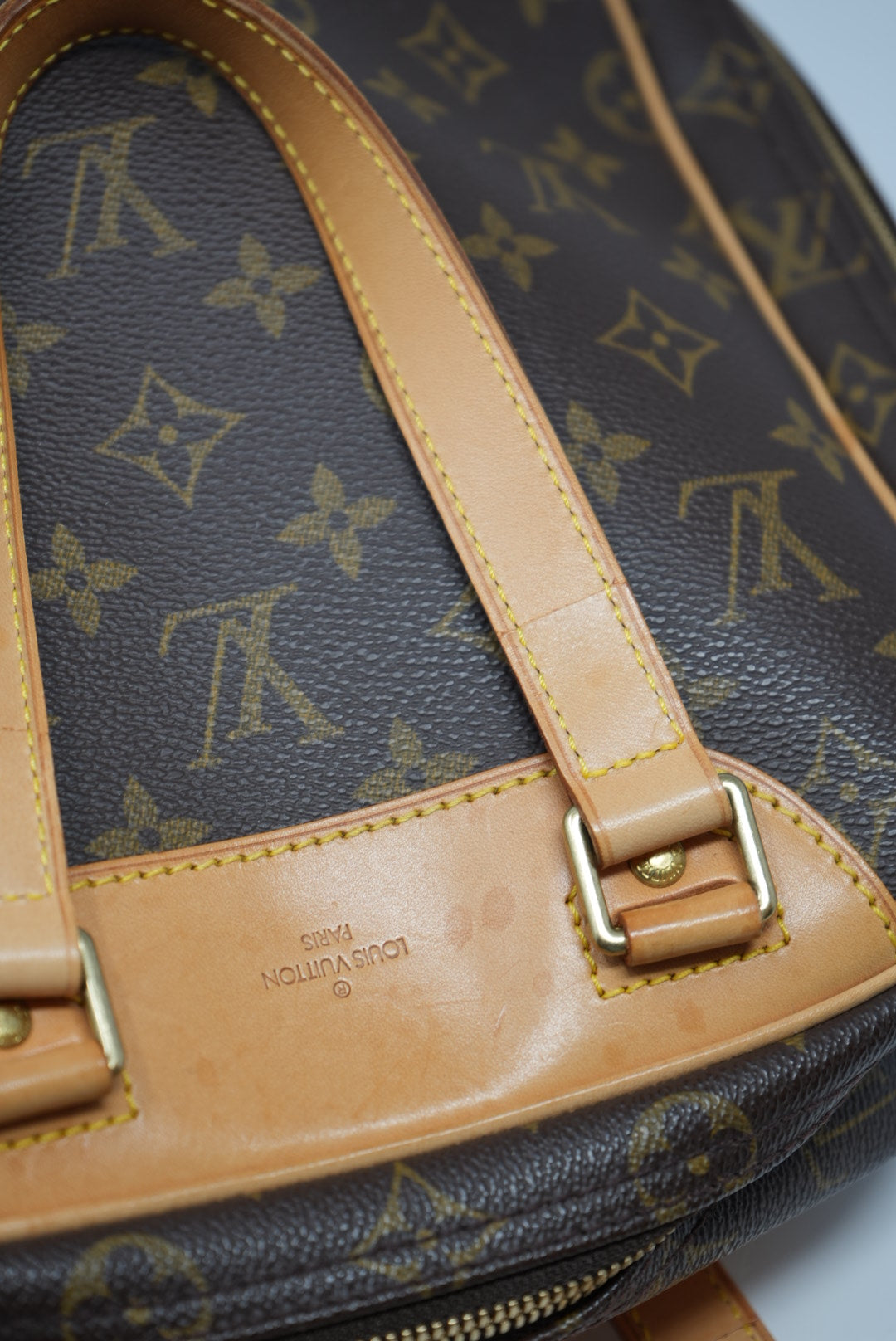 LOUIS VUITTON 2002 EXCURSION MONOGRAM