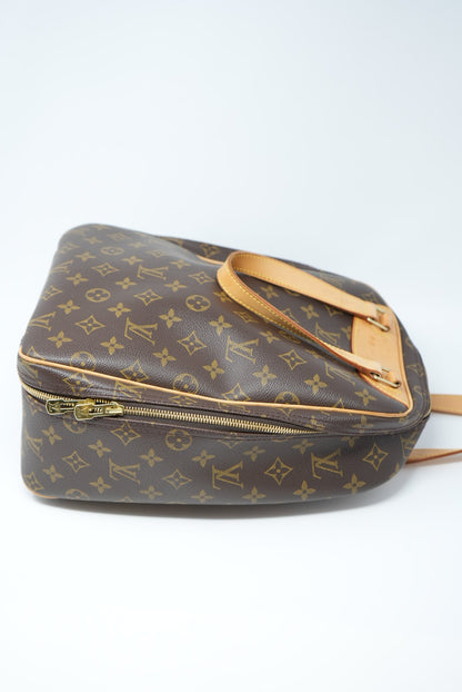 LOUIS VUITTON 2002 EXCURSION MONOGRAM