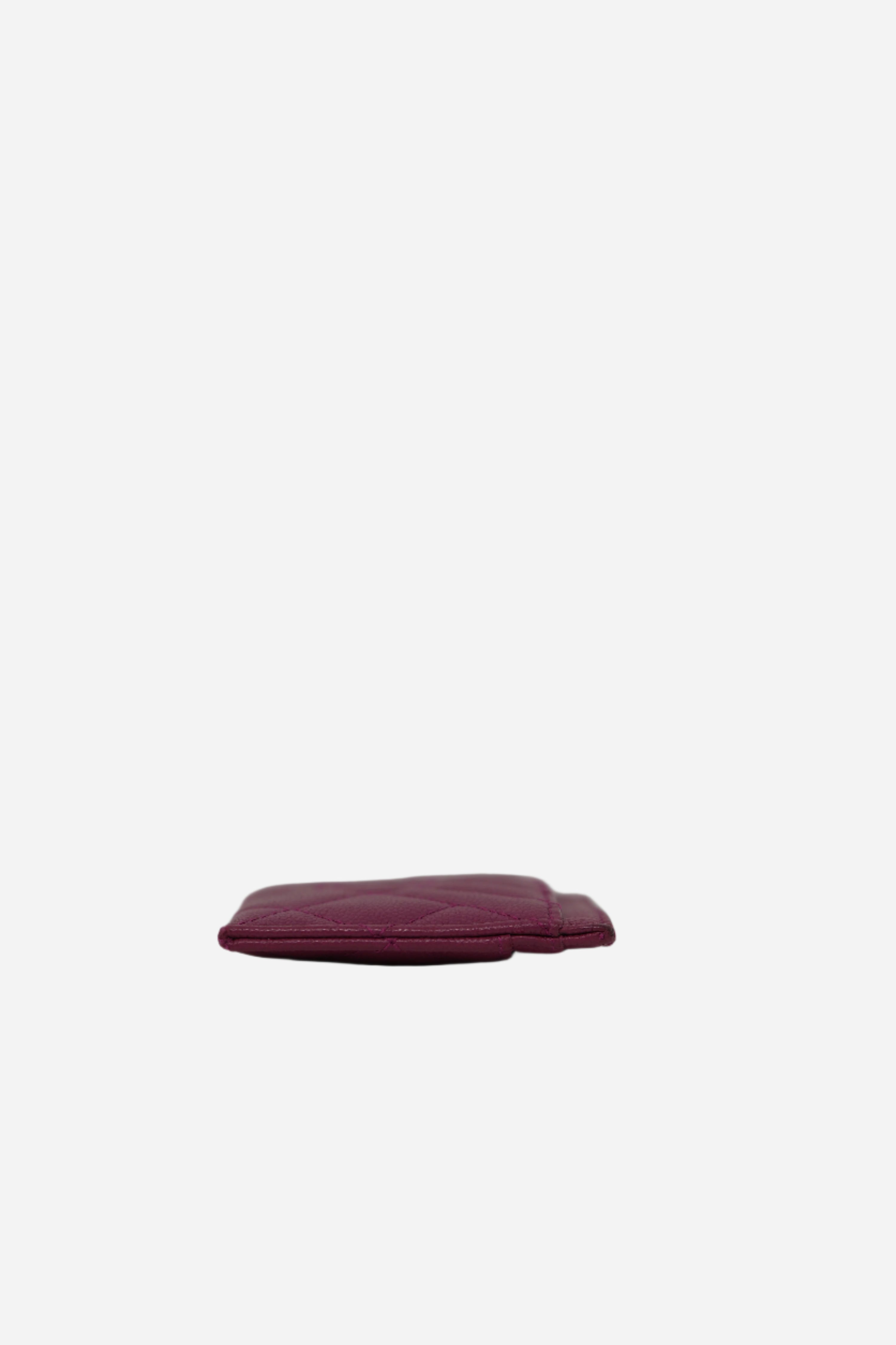 Pre-Owned Chanel Fuchsia Caviar Card Holder